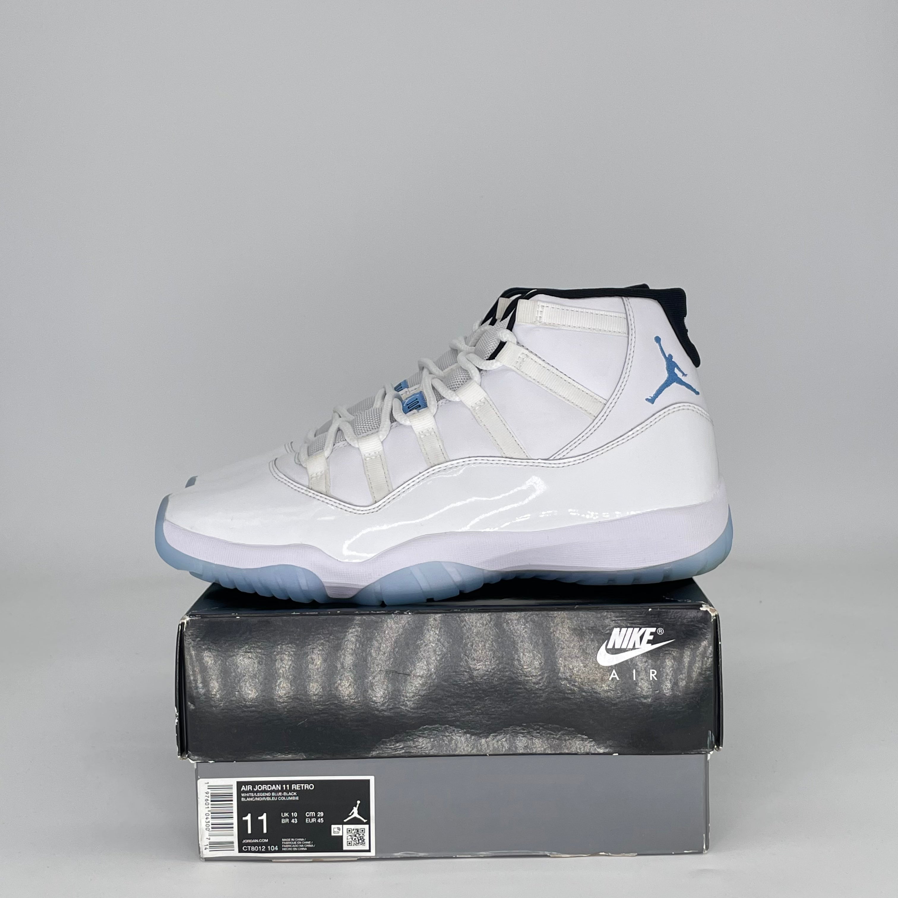 AIR JORDAN 11 LEGEND BLUE CT8012-104 SIZE 11/12.5W