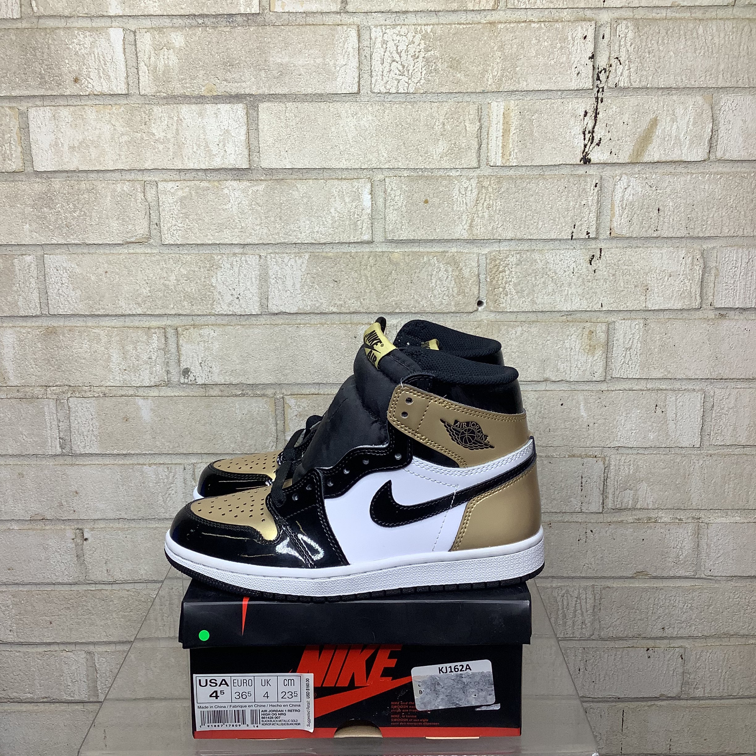 AIR JORDAN 1 GOLD TOE SIZE 861428-007 SIZE 4.5/6W