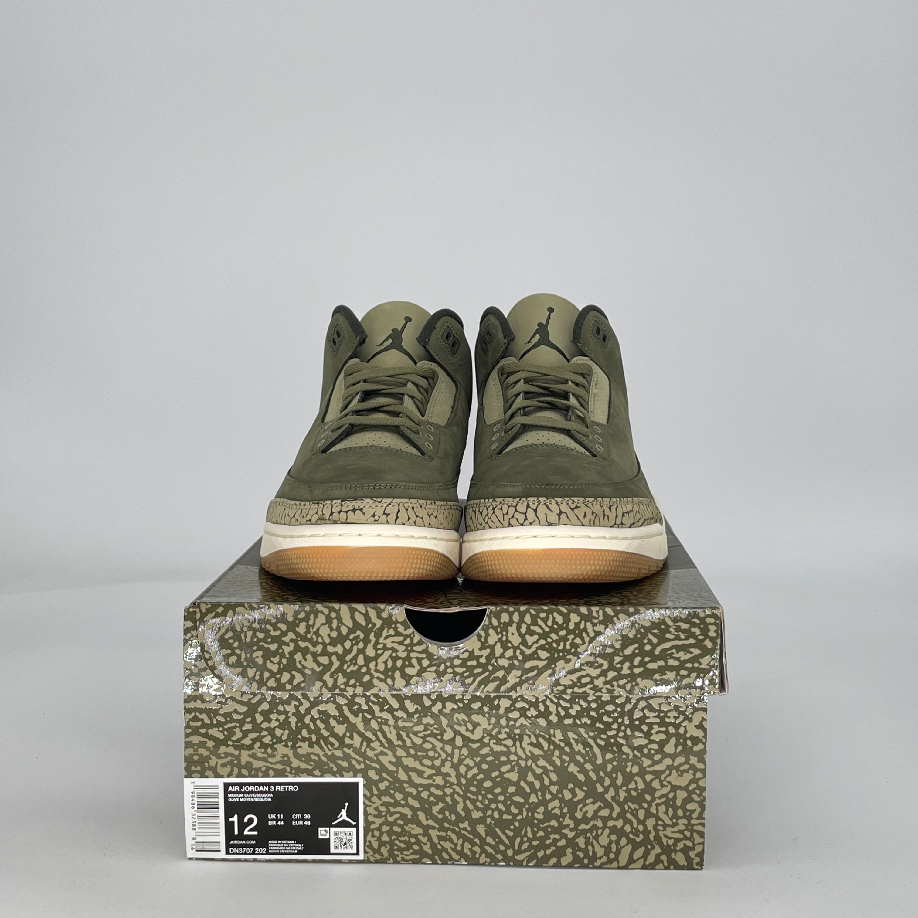 AIR JORDAN 3 FAMILY AFFAIR DN3707-202 SIZE 12/13.5W