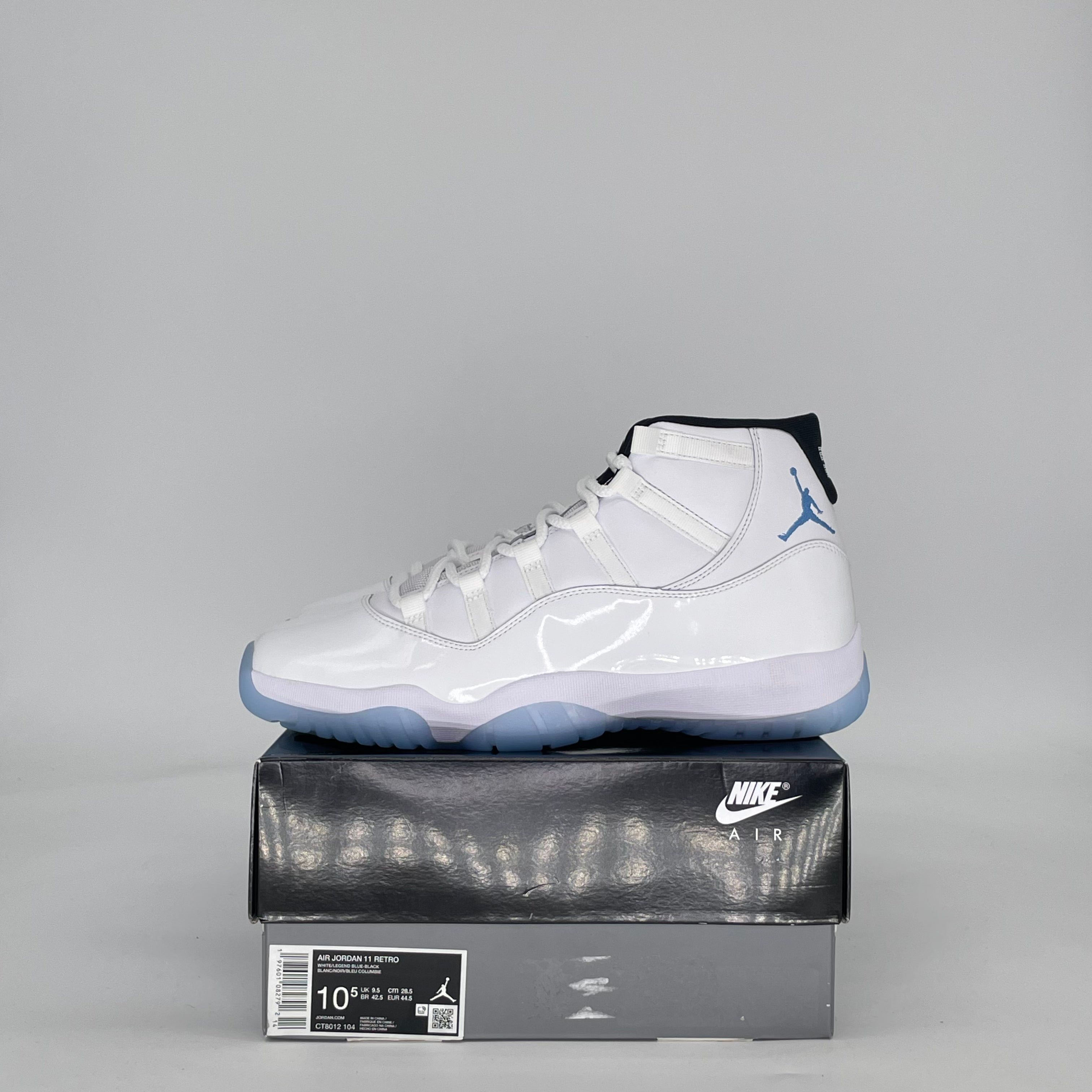 AIR JORDAN 11 LEGEND BLUE (2024) CT8012-104 SIZE 10.5/12W