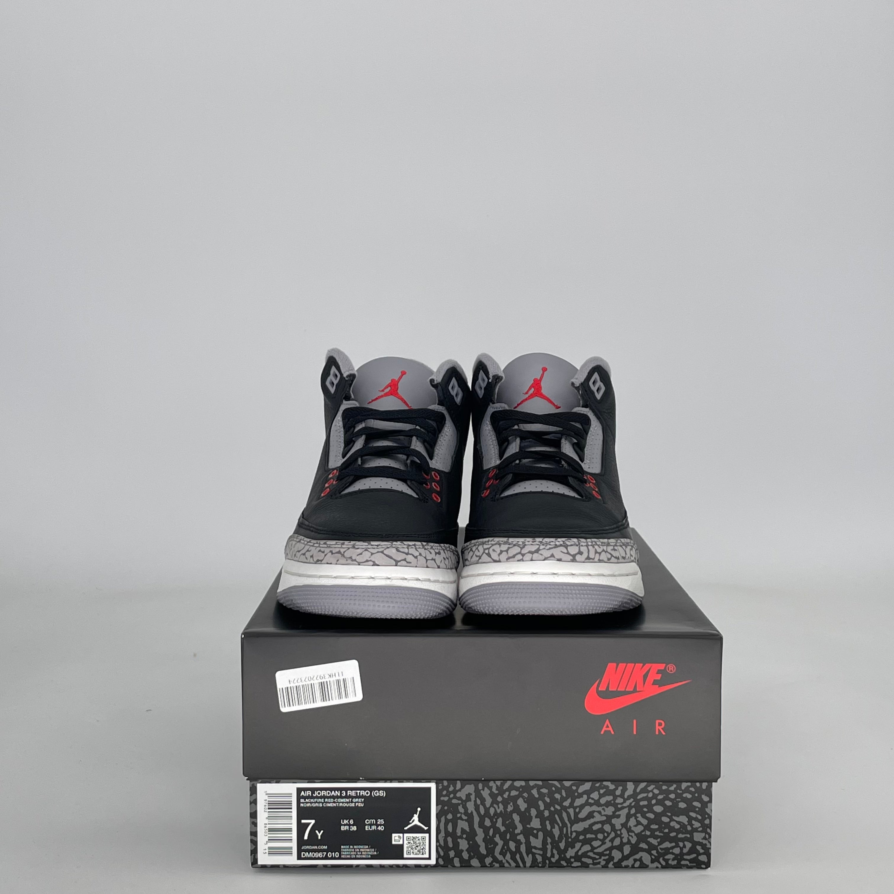 AIR JORDAN 3 BLACK CEMENT (2024) DM0967-010 SIZE 7/8.5W GS