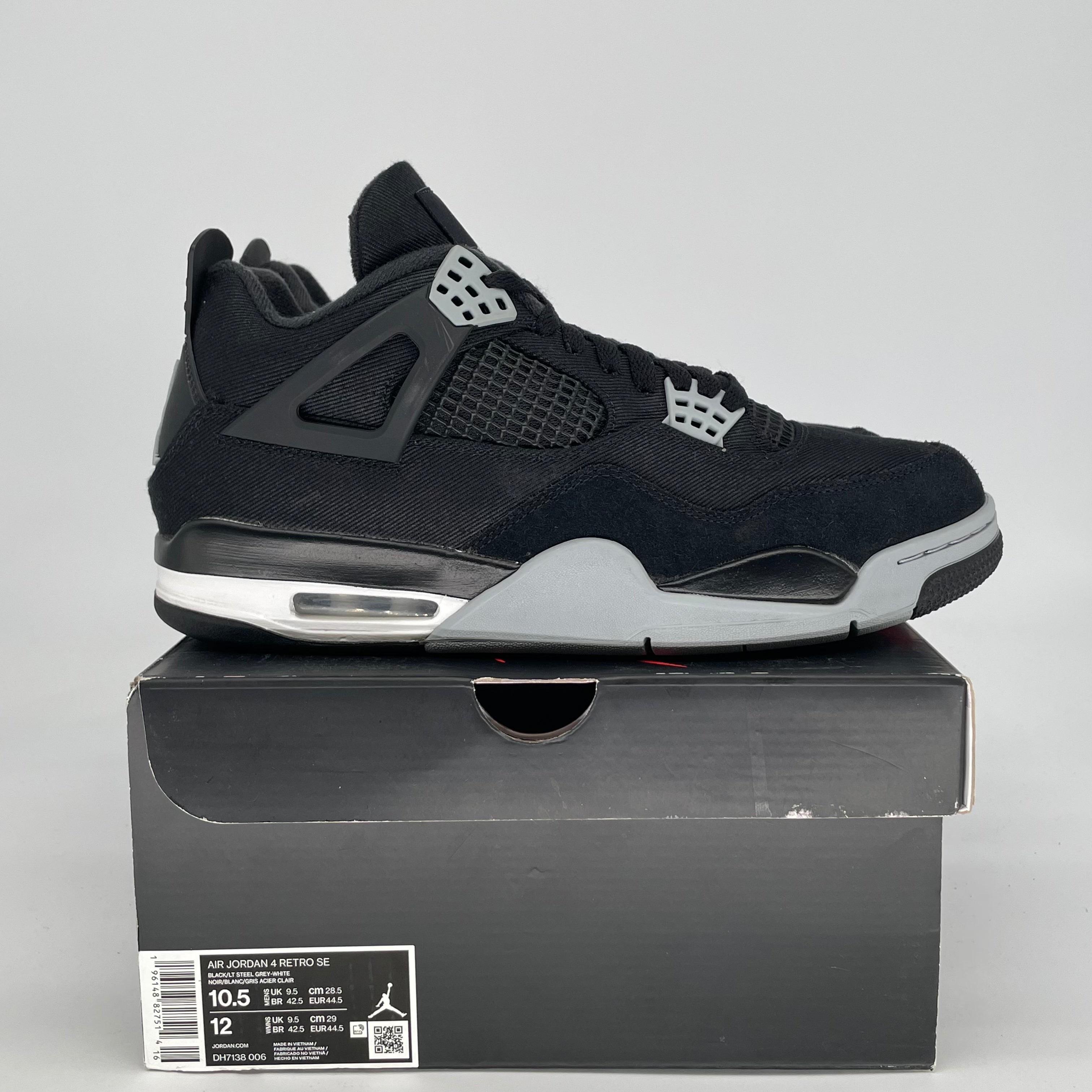 AIR JORDAN 4 BLACK CANVAS DH7138-006 SIZE 10.5/12W