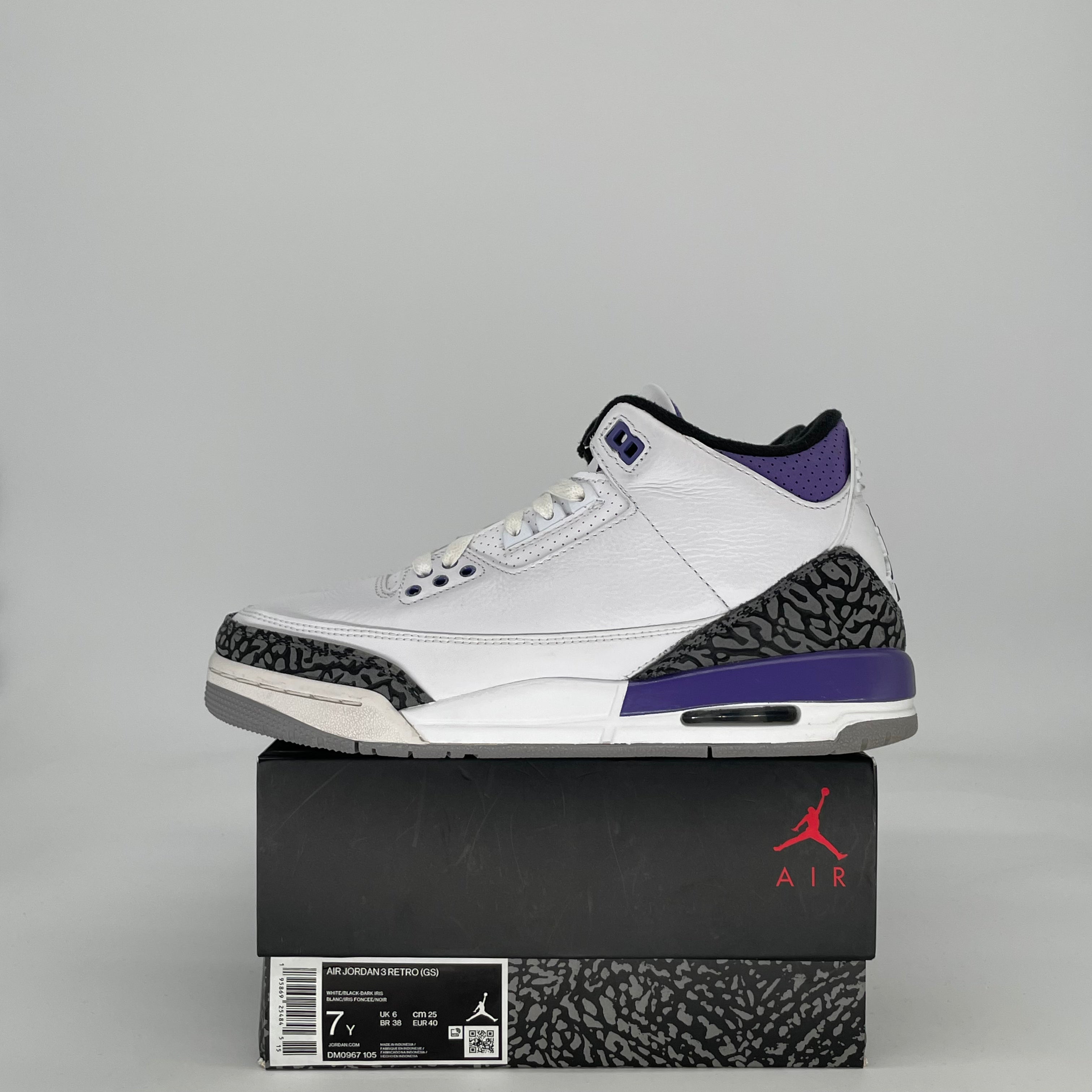 AIR JORDAN 3 DARK IRIS DM0967-105 SIZE 7/8.5W