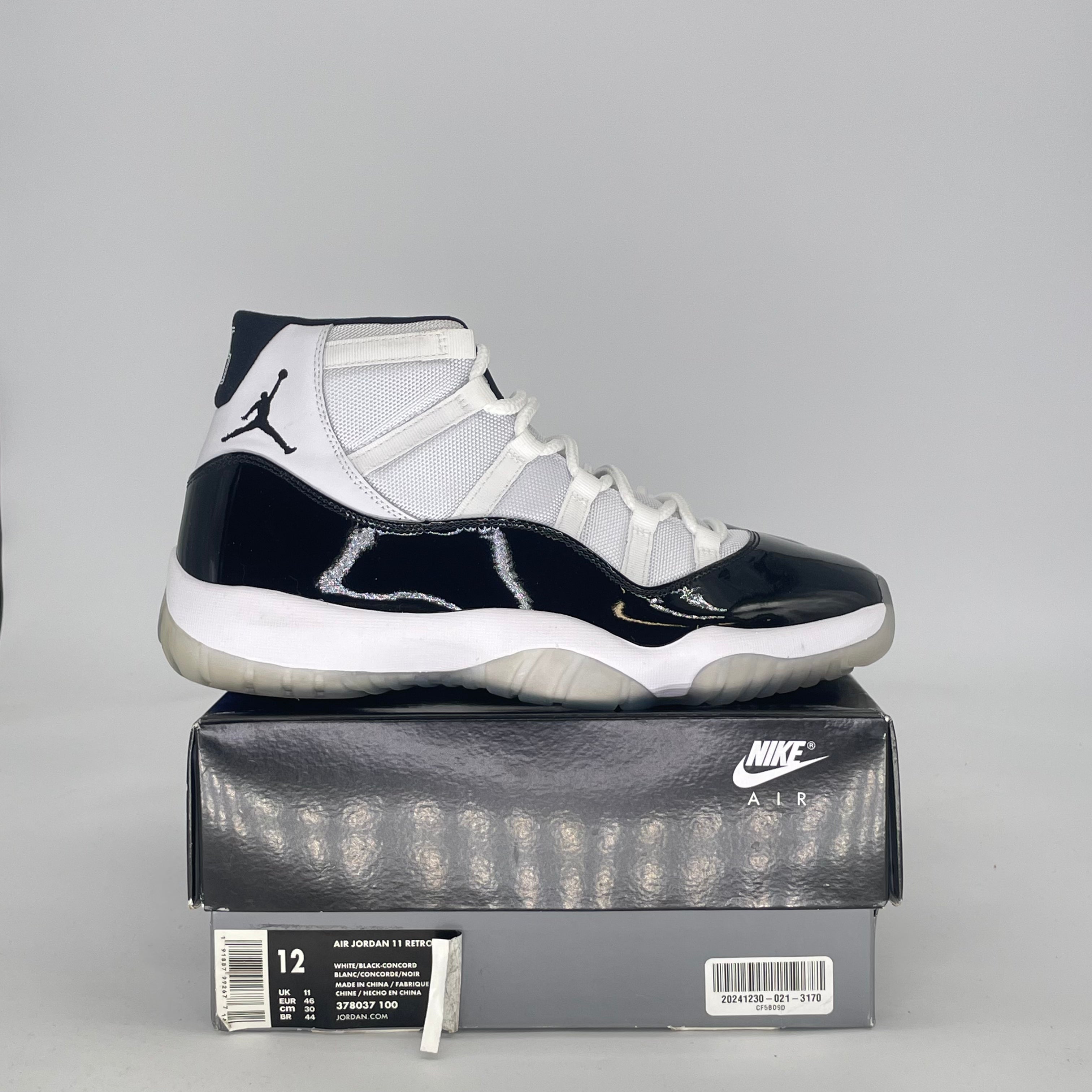 AIR JORDAN 11 CONCORD 378037-100 SIZE 12/13.5W