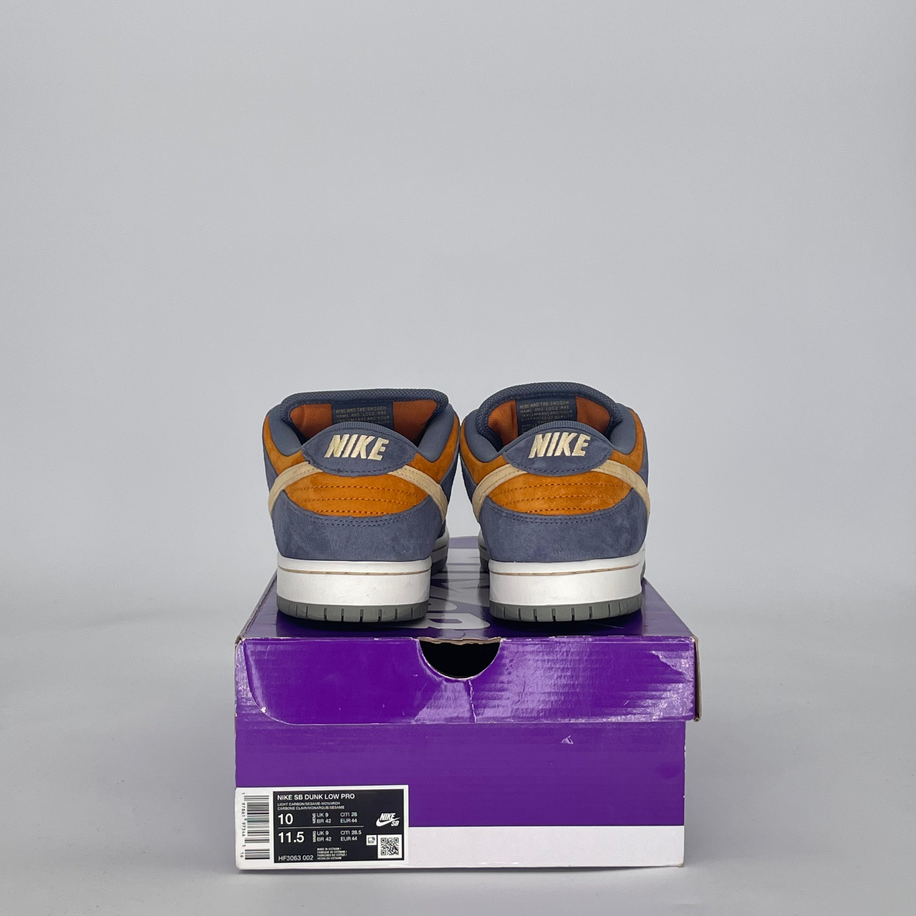 NIKE SB DUNK LOW LIGHT CARBON MONARCH HF3063-002 SIZE 10/11.5W