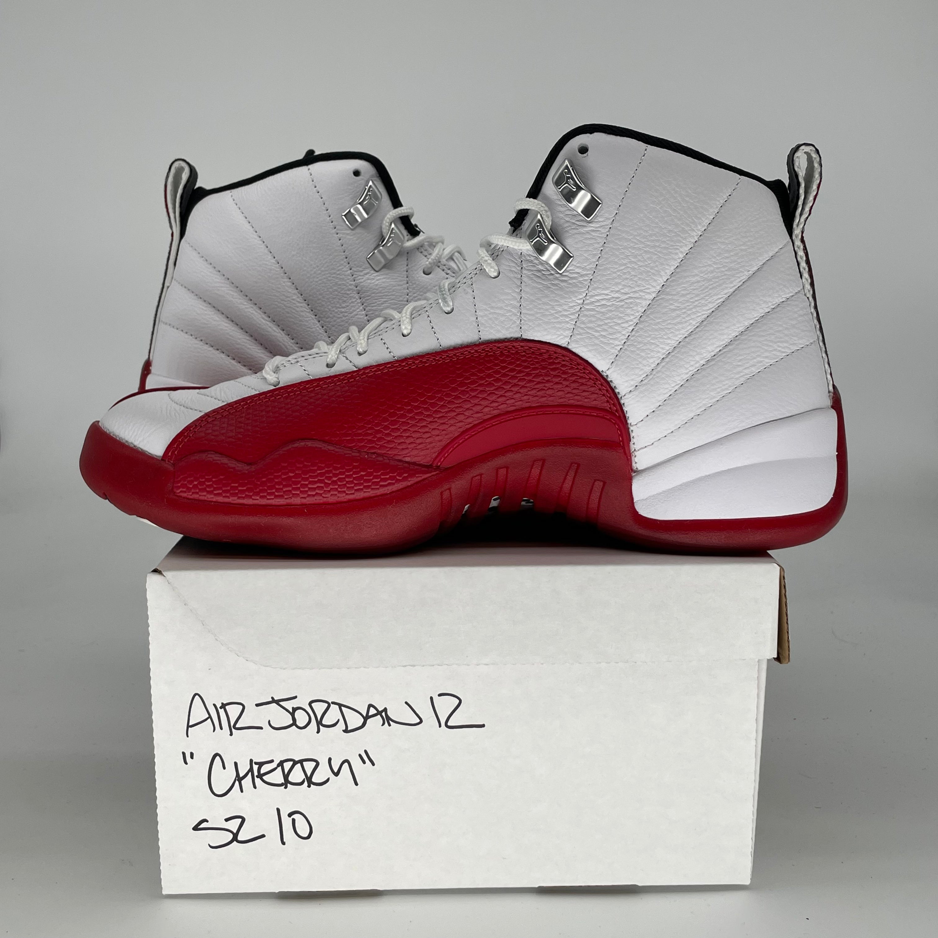 AIR JORDAN 12 CHERRY CT8013-116 SIZE 10/11.5W