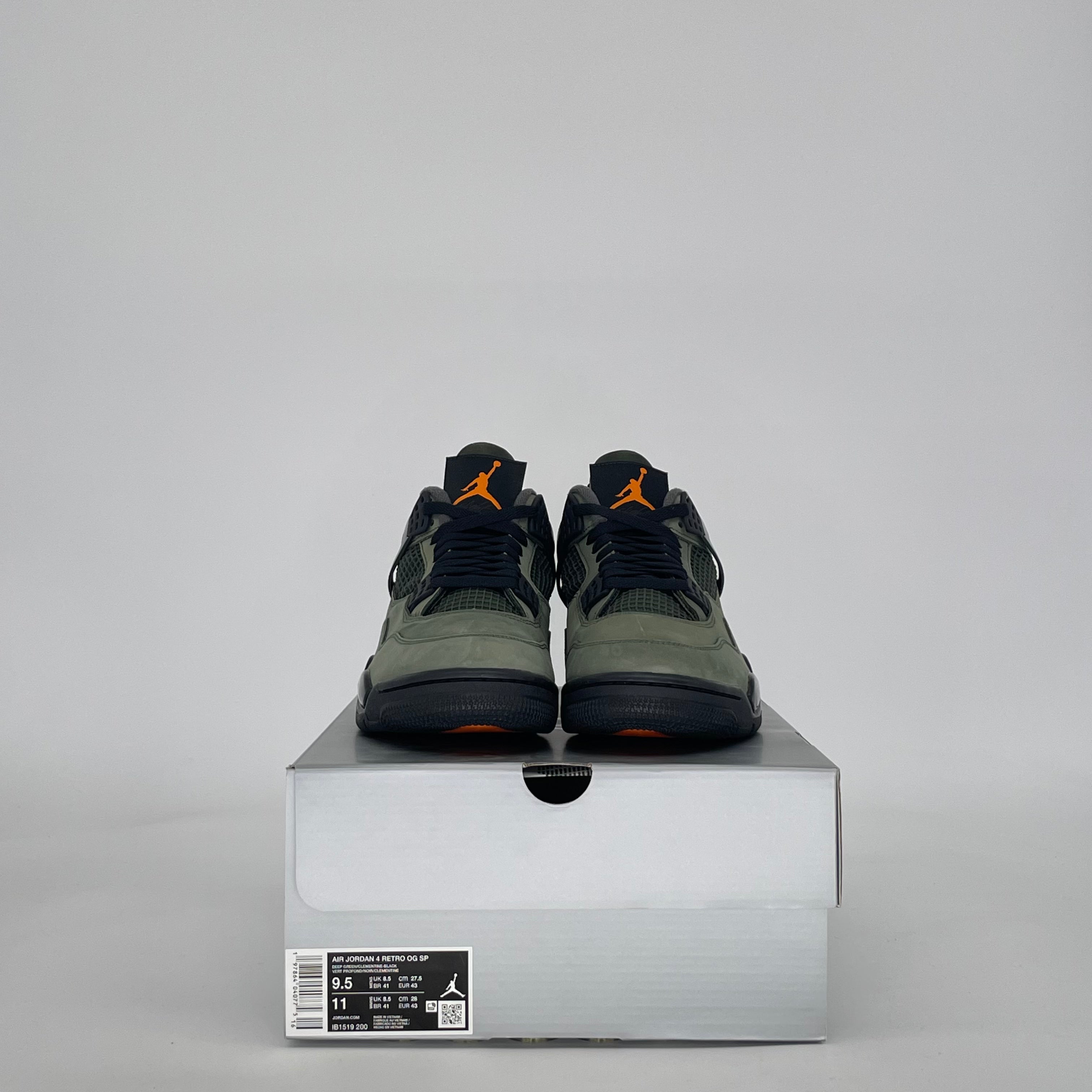AIR JORDAN 4 UNDEFEATED IB1519-200 SIZE 9.5/11W
