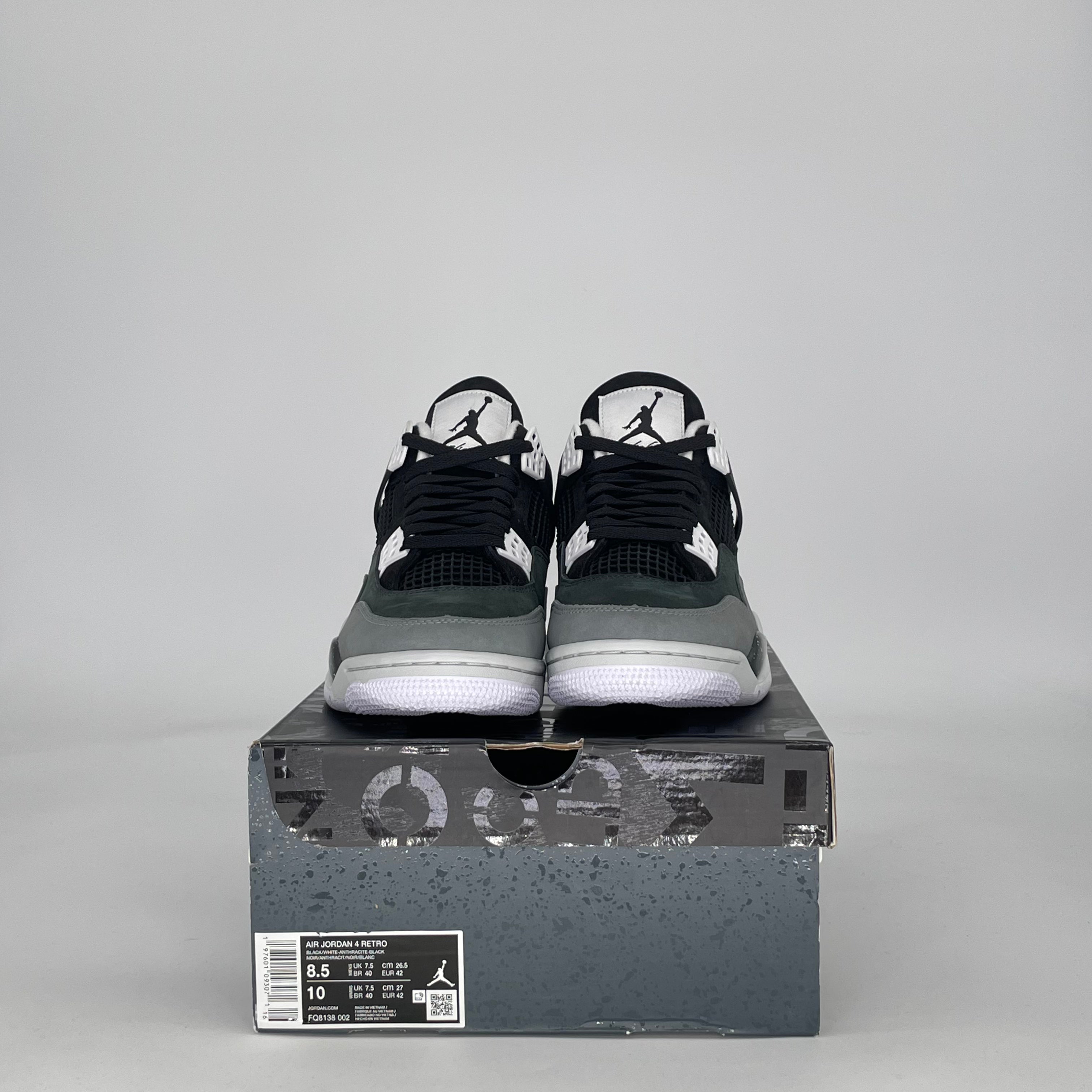 AIR JORDAN 4 FEAR FQ8138-002 SIZE 8.5/10W
