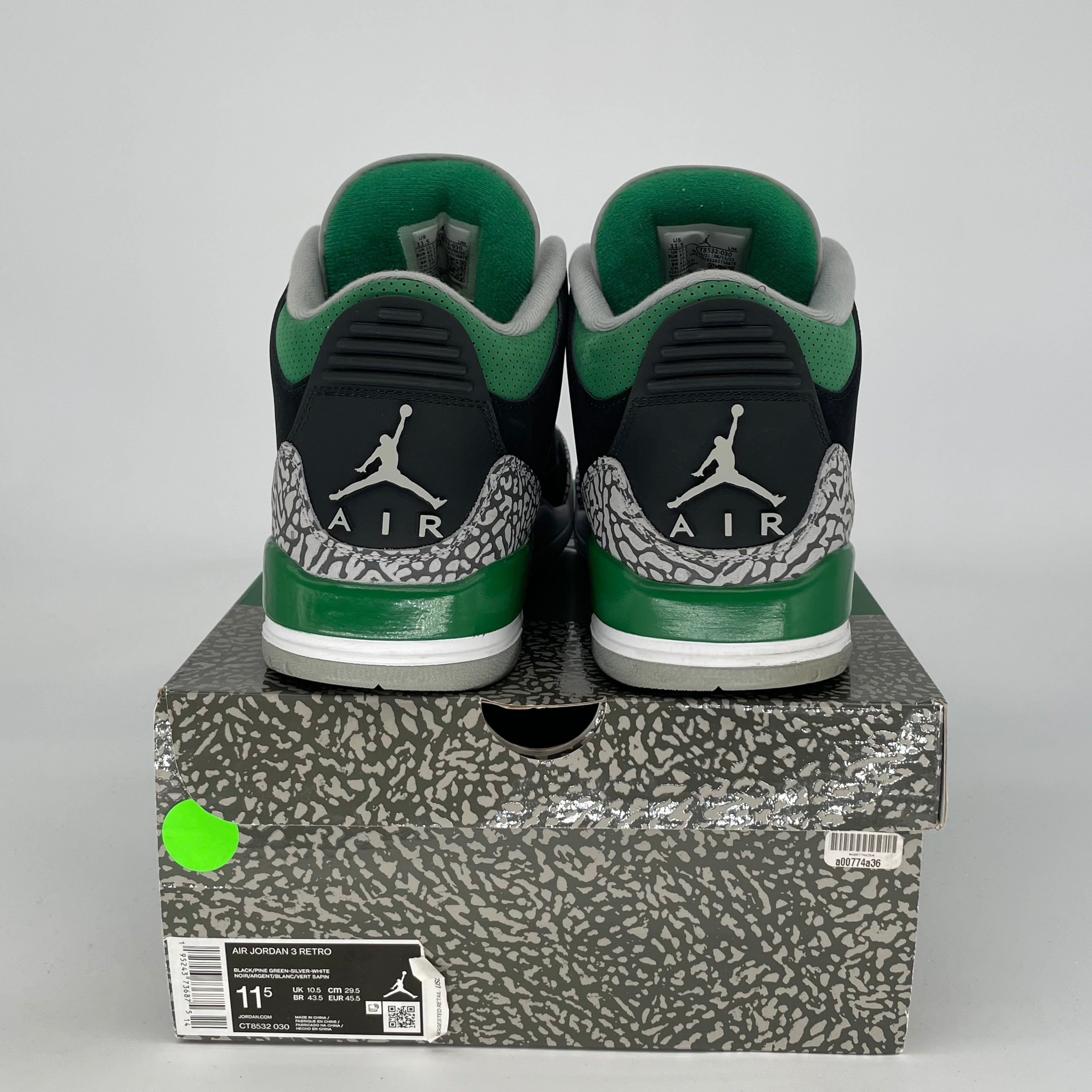 AIR JORDAN 3 PINE GREEN SIZE 11.5/13W CT8532-030