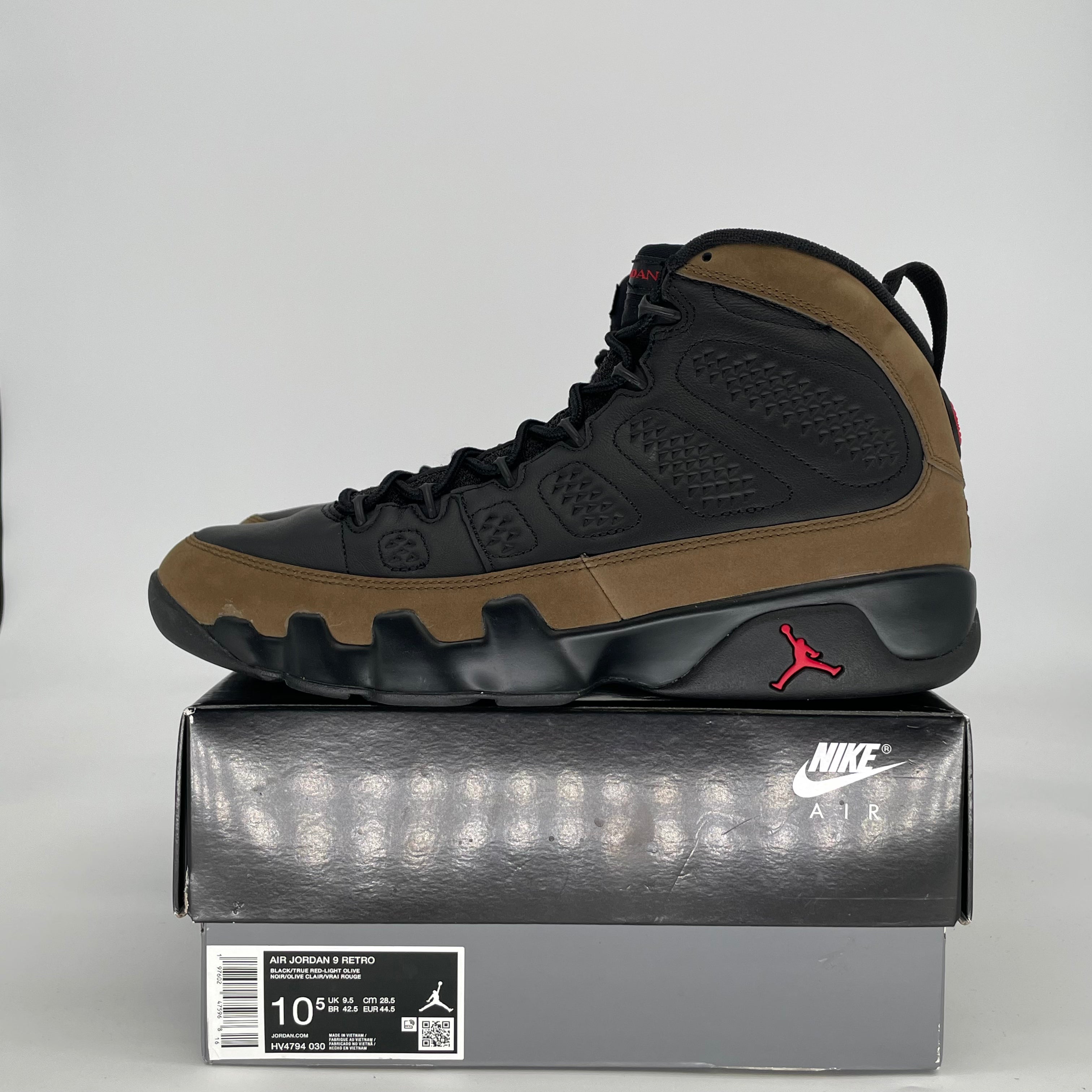AIR JORDAN 9 OLIVE HV4794-030 SIZE 10.5/12W