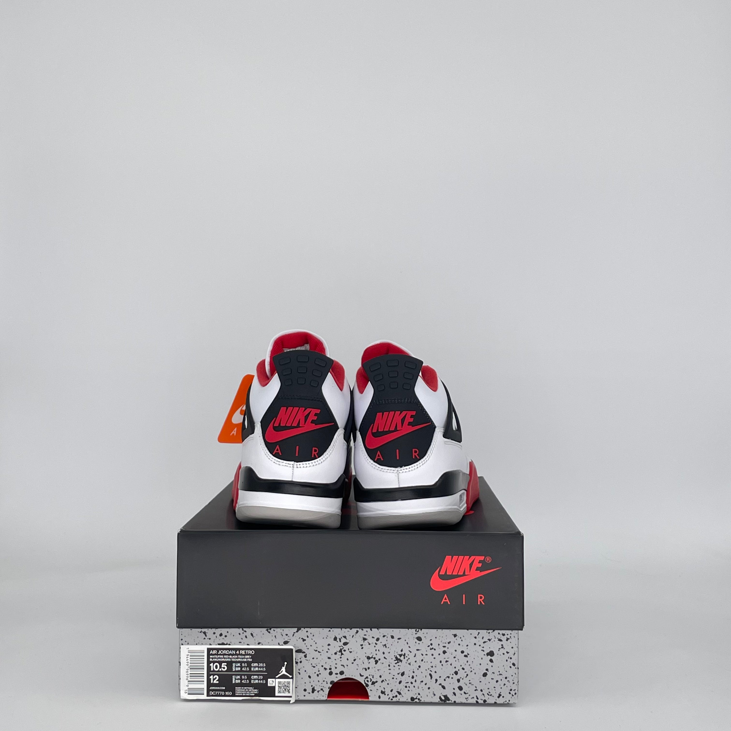AIR JORDAN 4 FIRE RED (2020) DC7770-160 SIZE 10.5/12W
