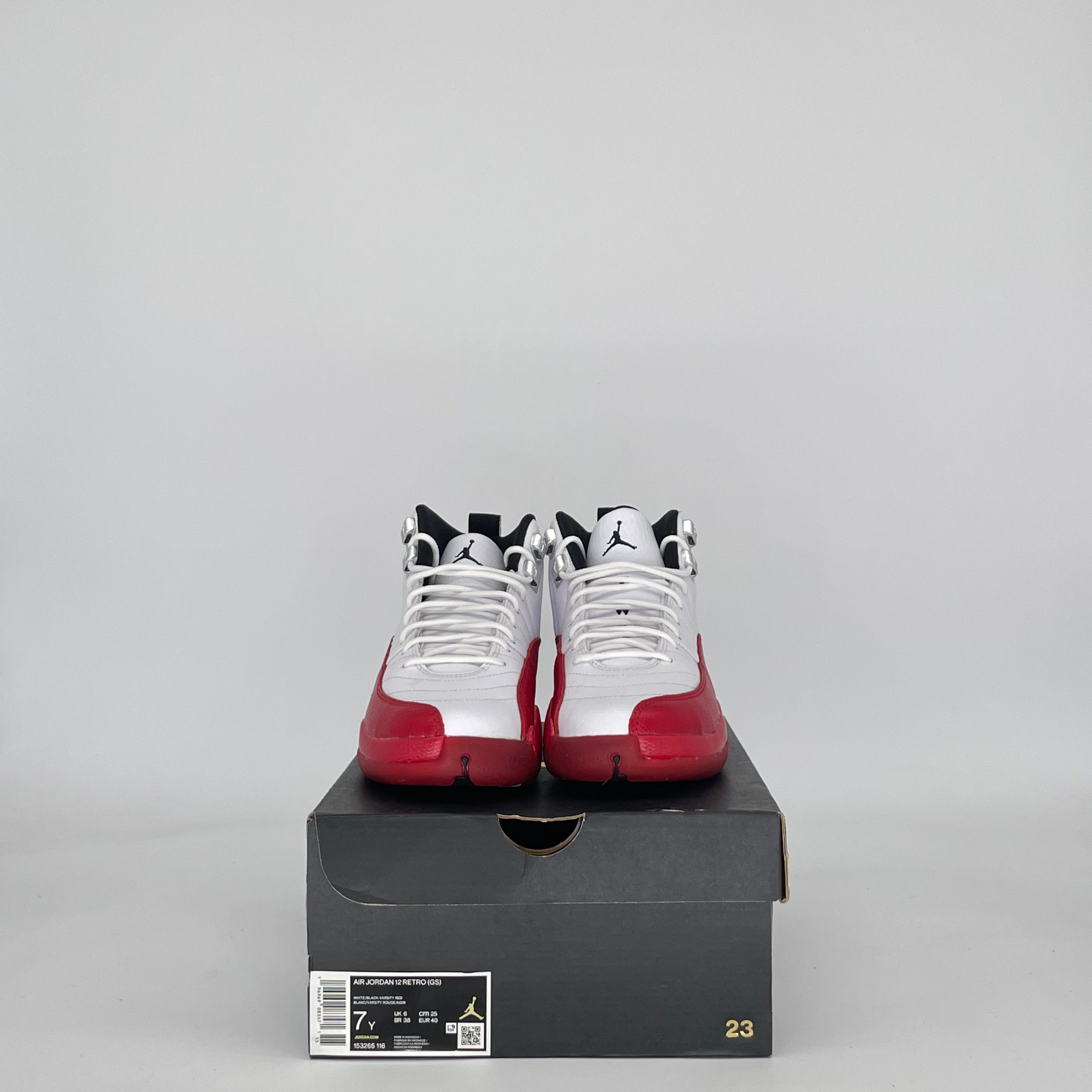 AIR JORDAN 12 CHERRY 153265-116 SIZE 7/8.5W GS