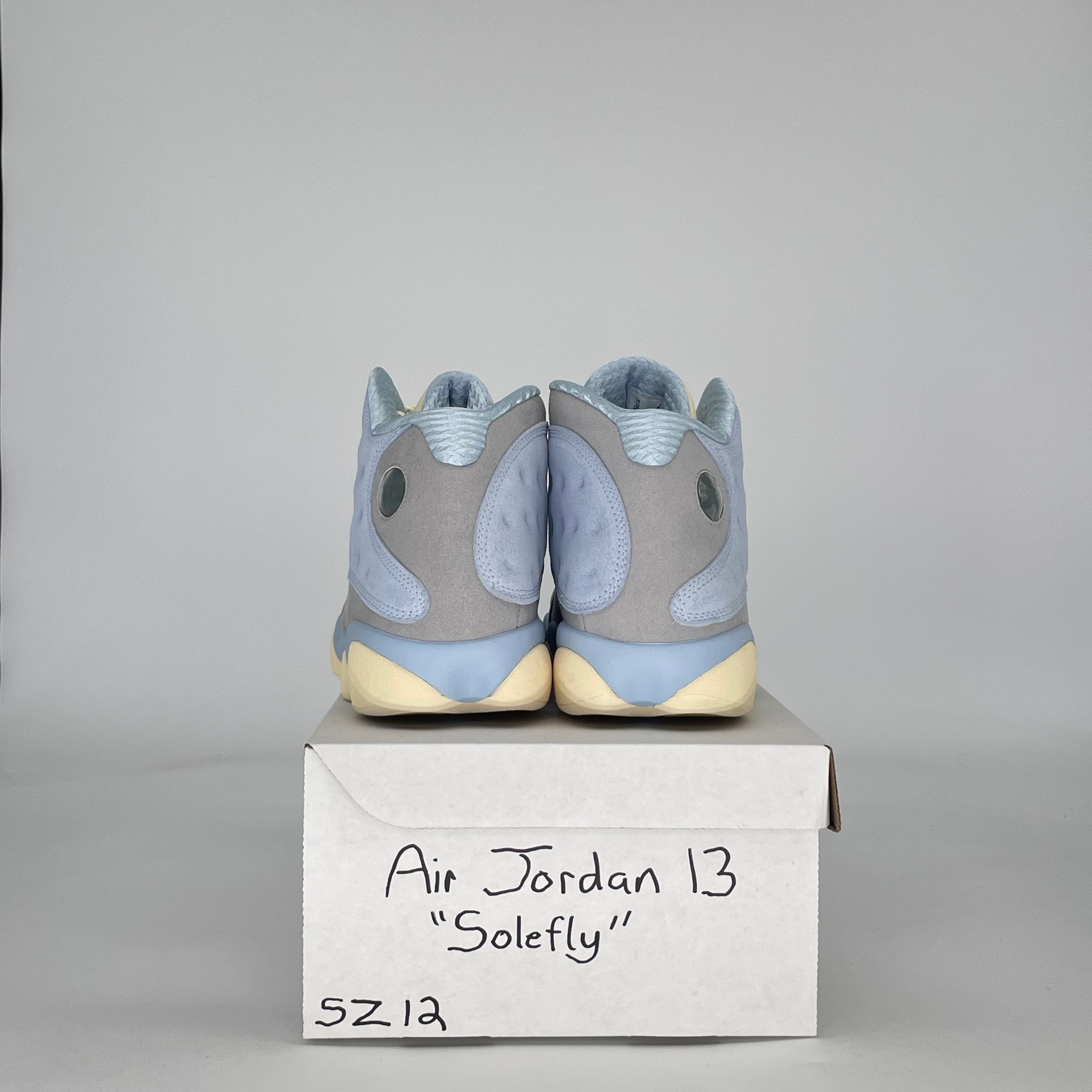 AIR JORDAN 13 SOLEFLY DX5763-100 SIZE 12/13.5W