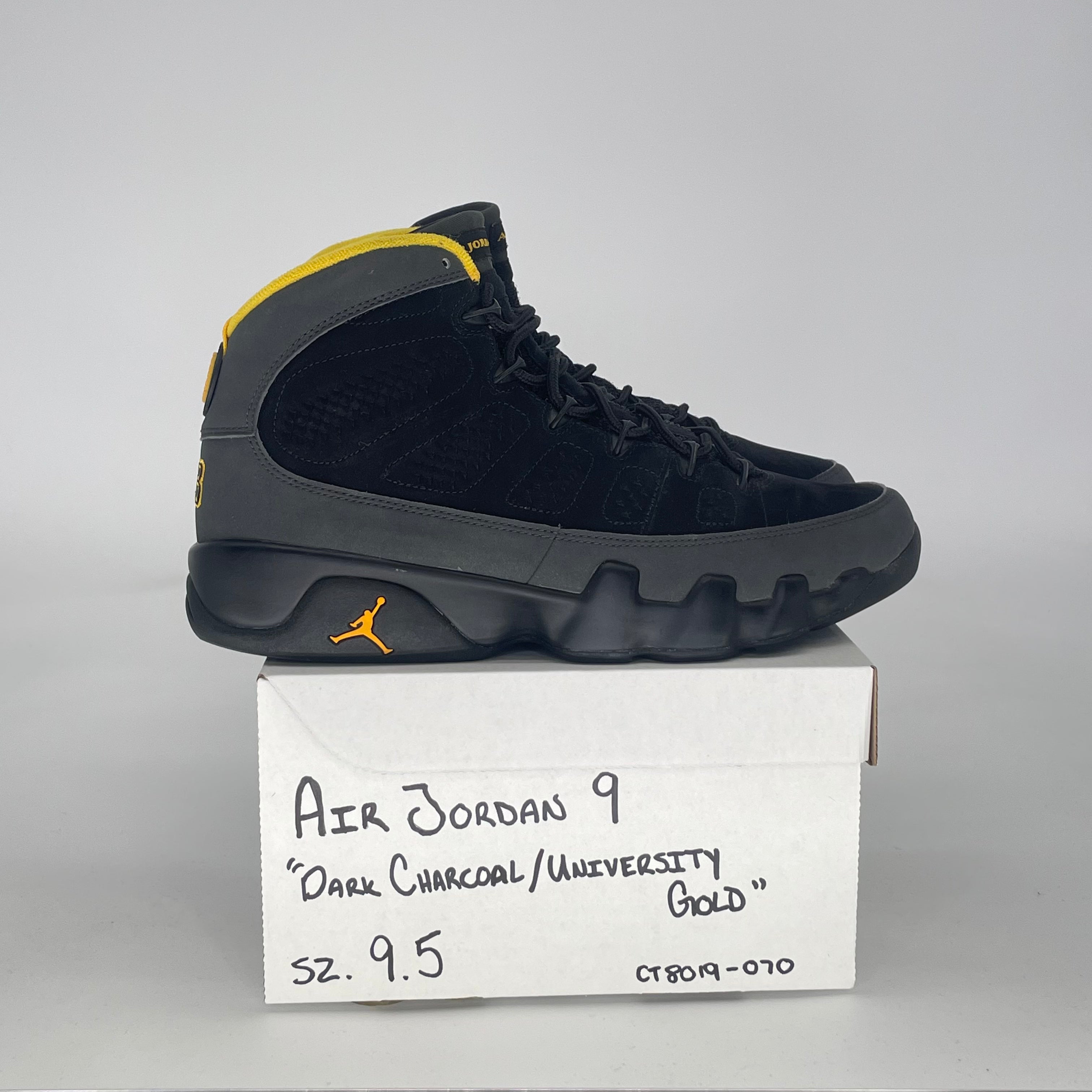 AIR JORDAN 9 DARK CHARCOAL UNIVERSITY GOLD CT8019-070 SIZE 9.5/11W