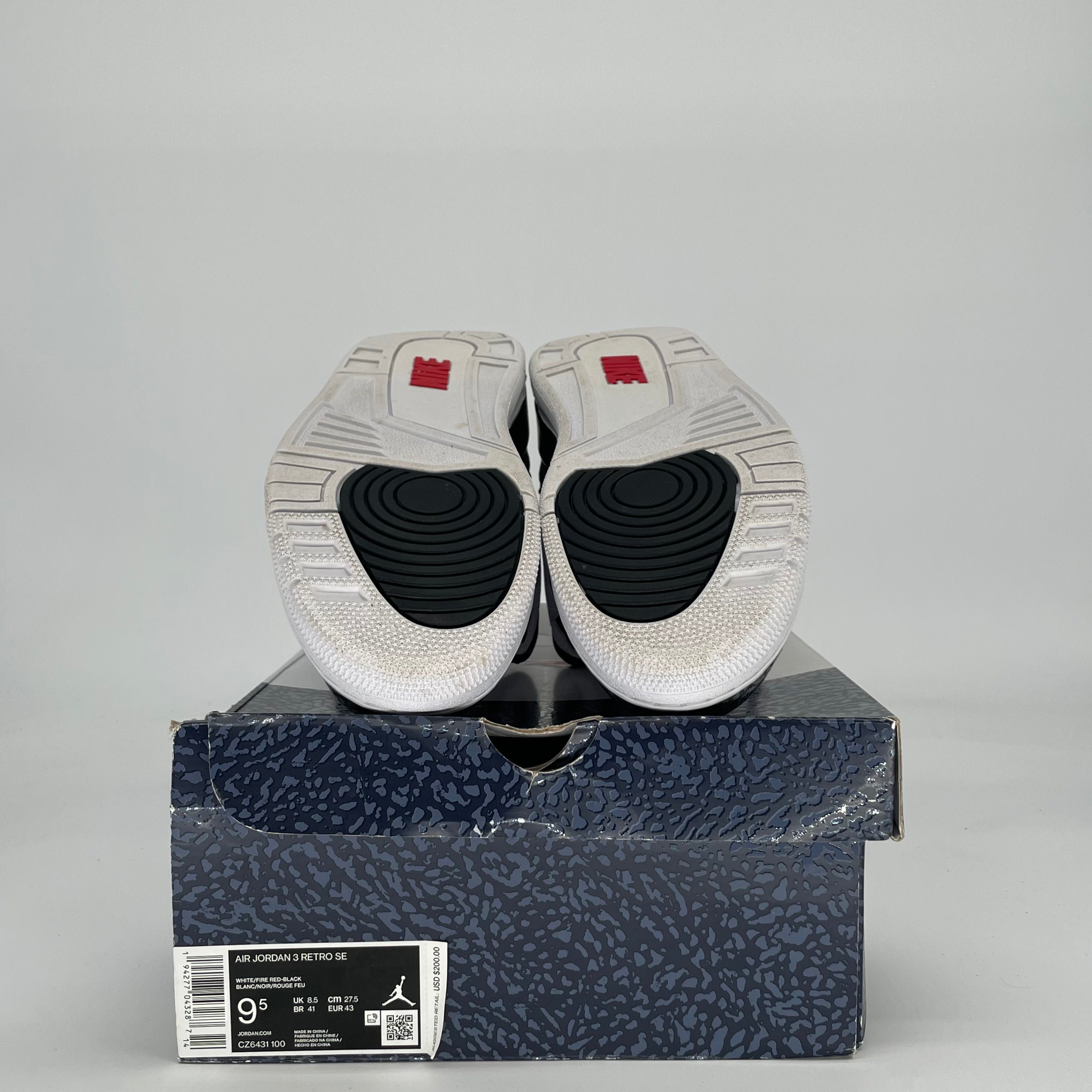 AIR JORDAN 3 SE FIRE RED DENIM DZ6431-100 SIZE 9.5/11W