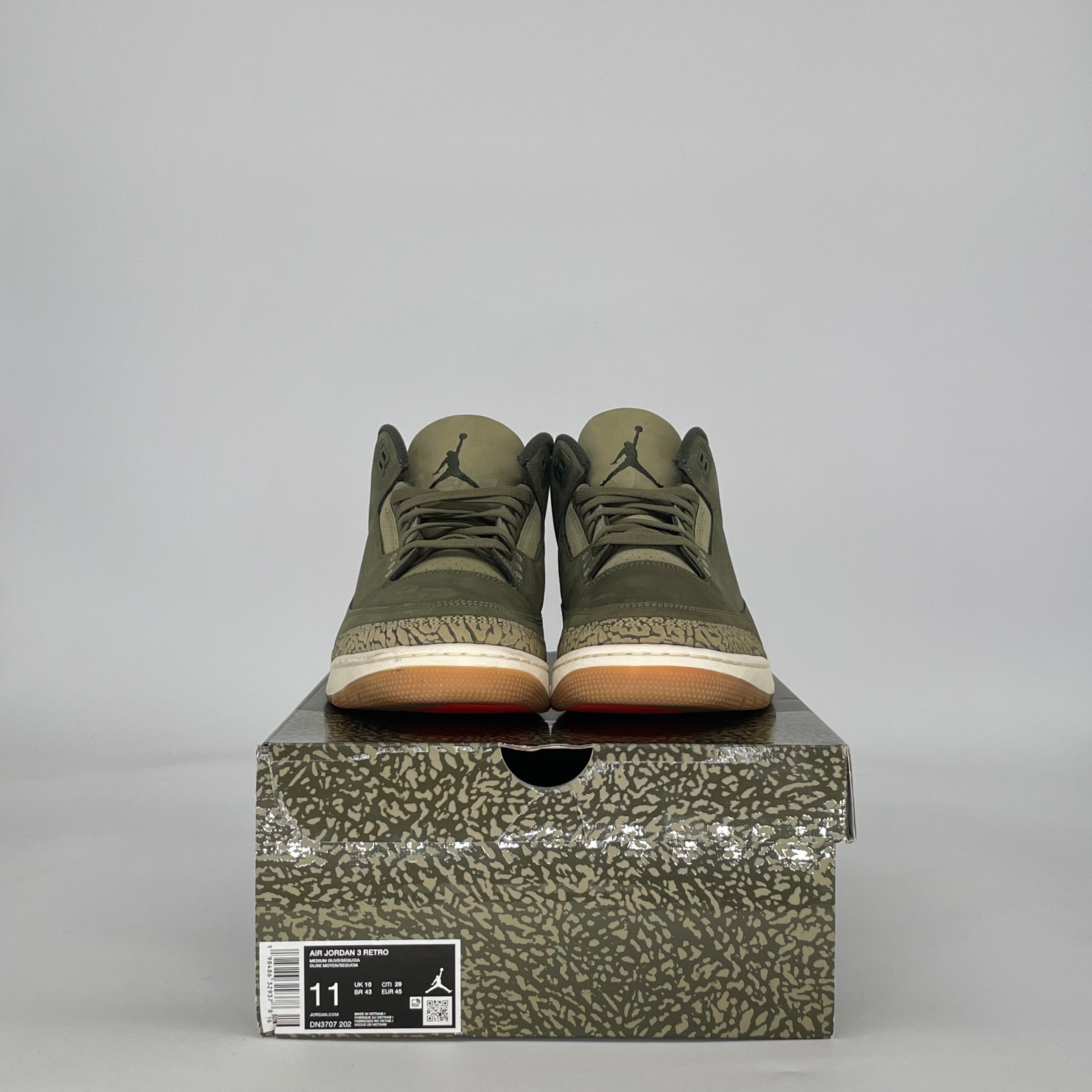 AIR JORDAN 3 FAMILY AFFAIR DN3707-202 SIZE 11/12.5W