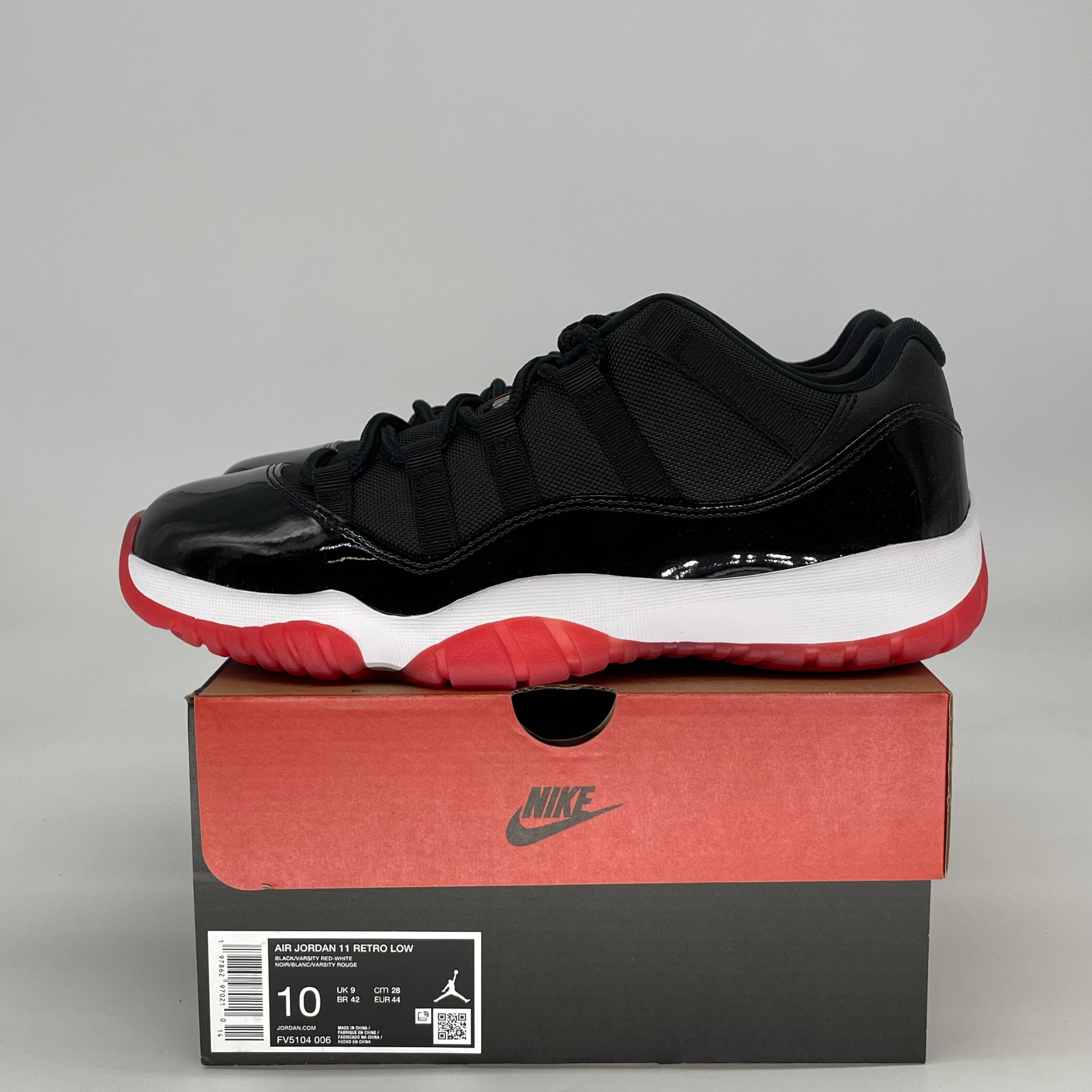 AIR JORDAN 11 LOW BRED FV5104-006 SIZE 10/11.5W