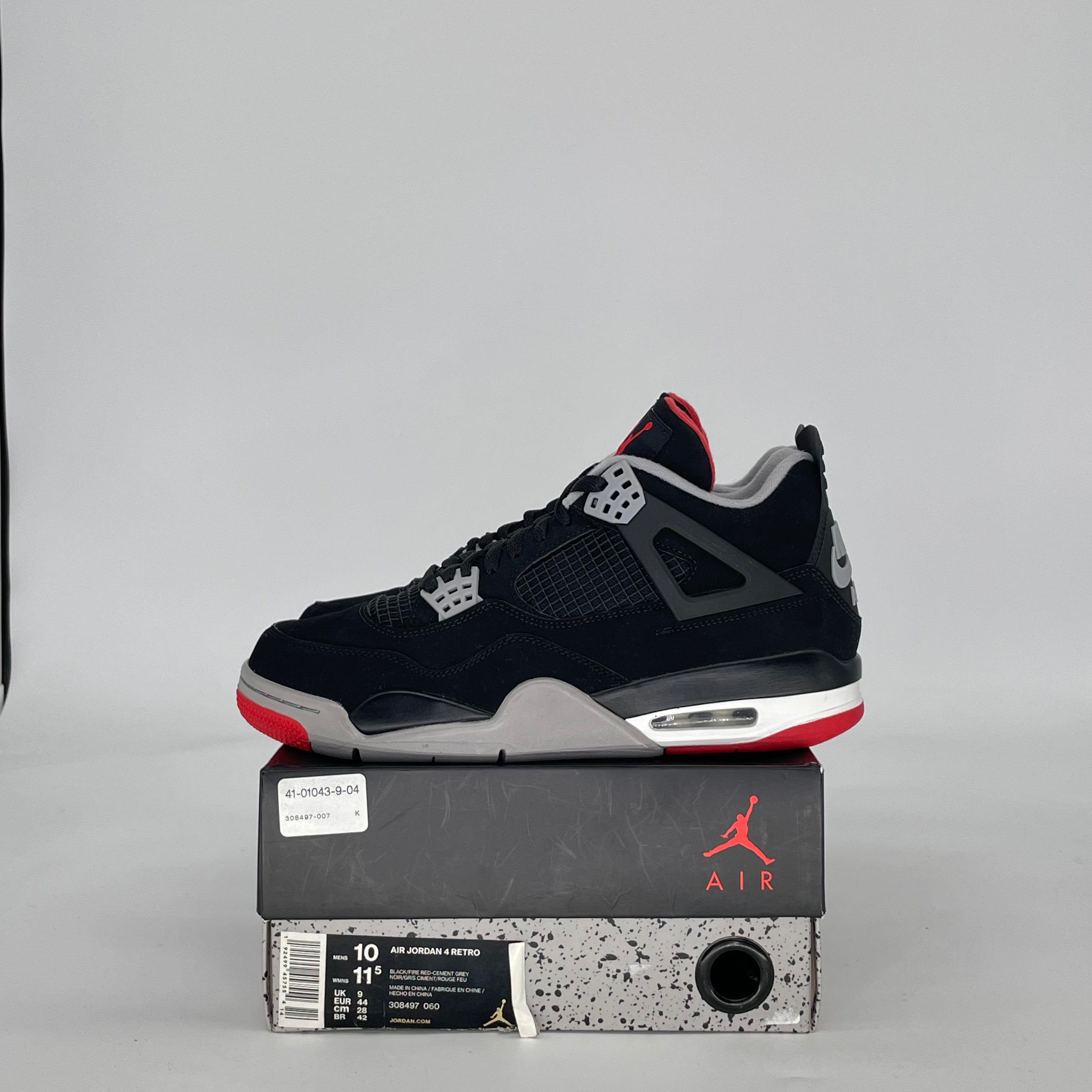 Air Jordan 4 Bred (2019) 308497-060 Size 10/11.5W - Preowned display picture 1