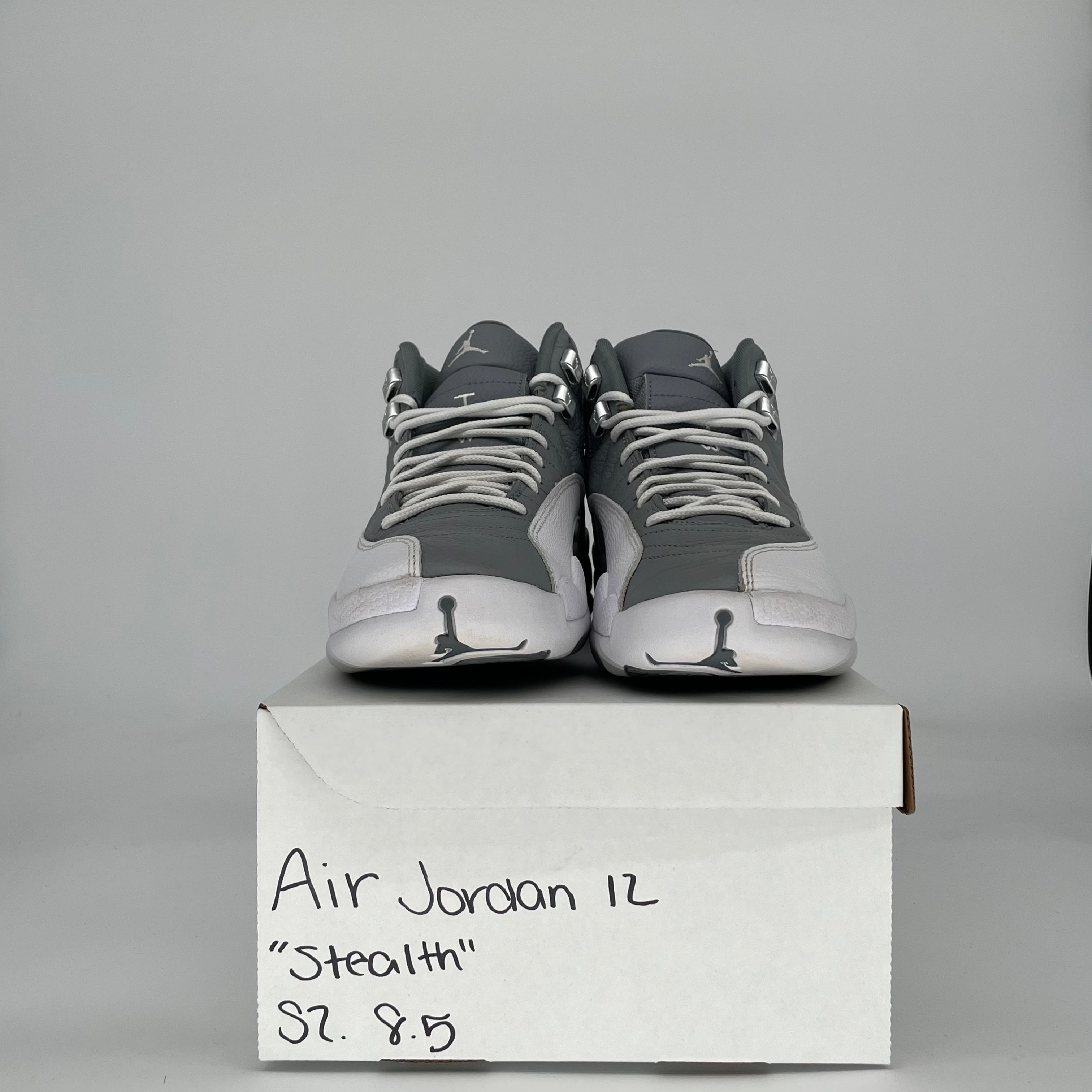 AIR JORDAN 12 STEALTH CT8013-015 SIZE 8.5/10W