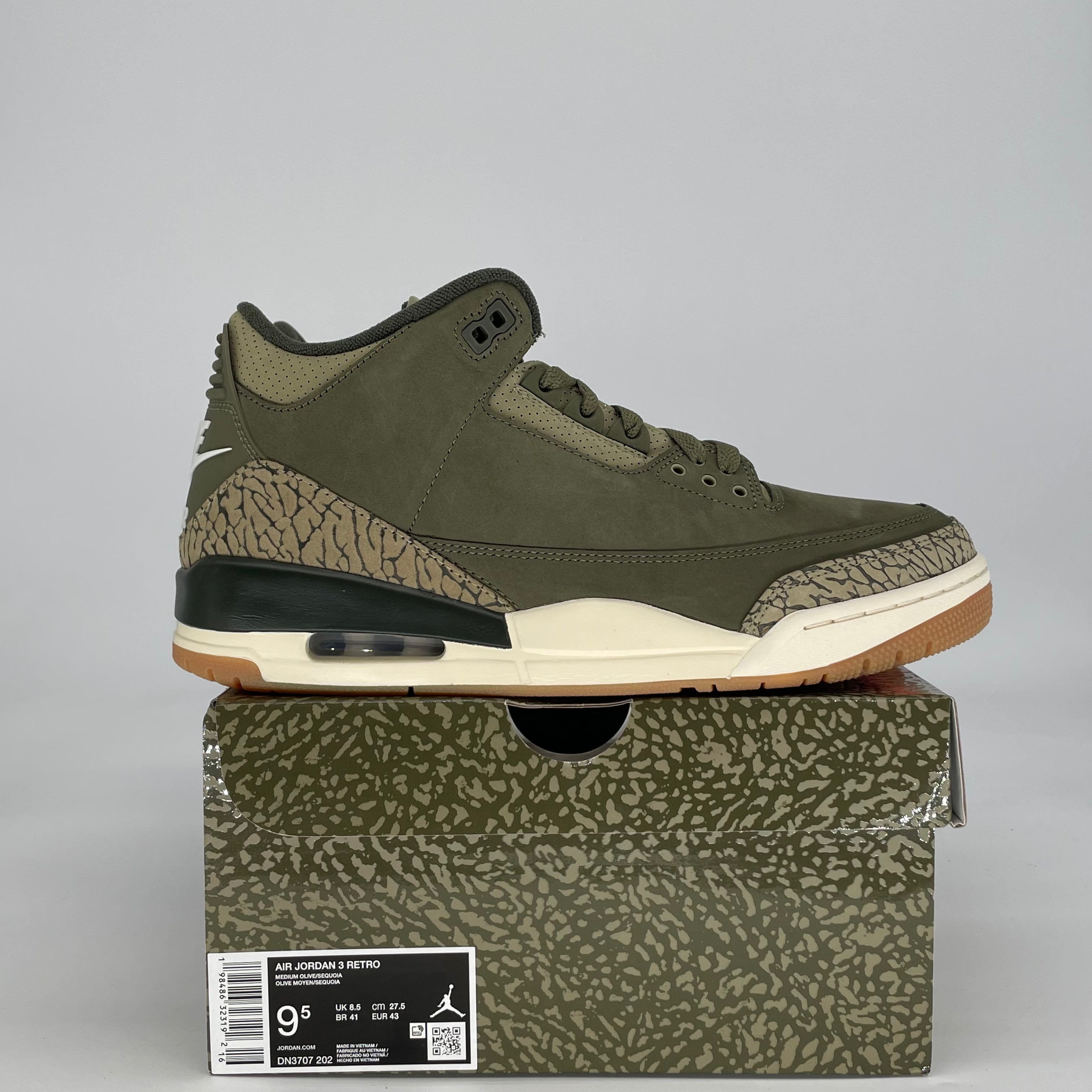 AIR JORDAN 3 FAMILY AFFAIR DN3707-202 SIZE 9.5/11W