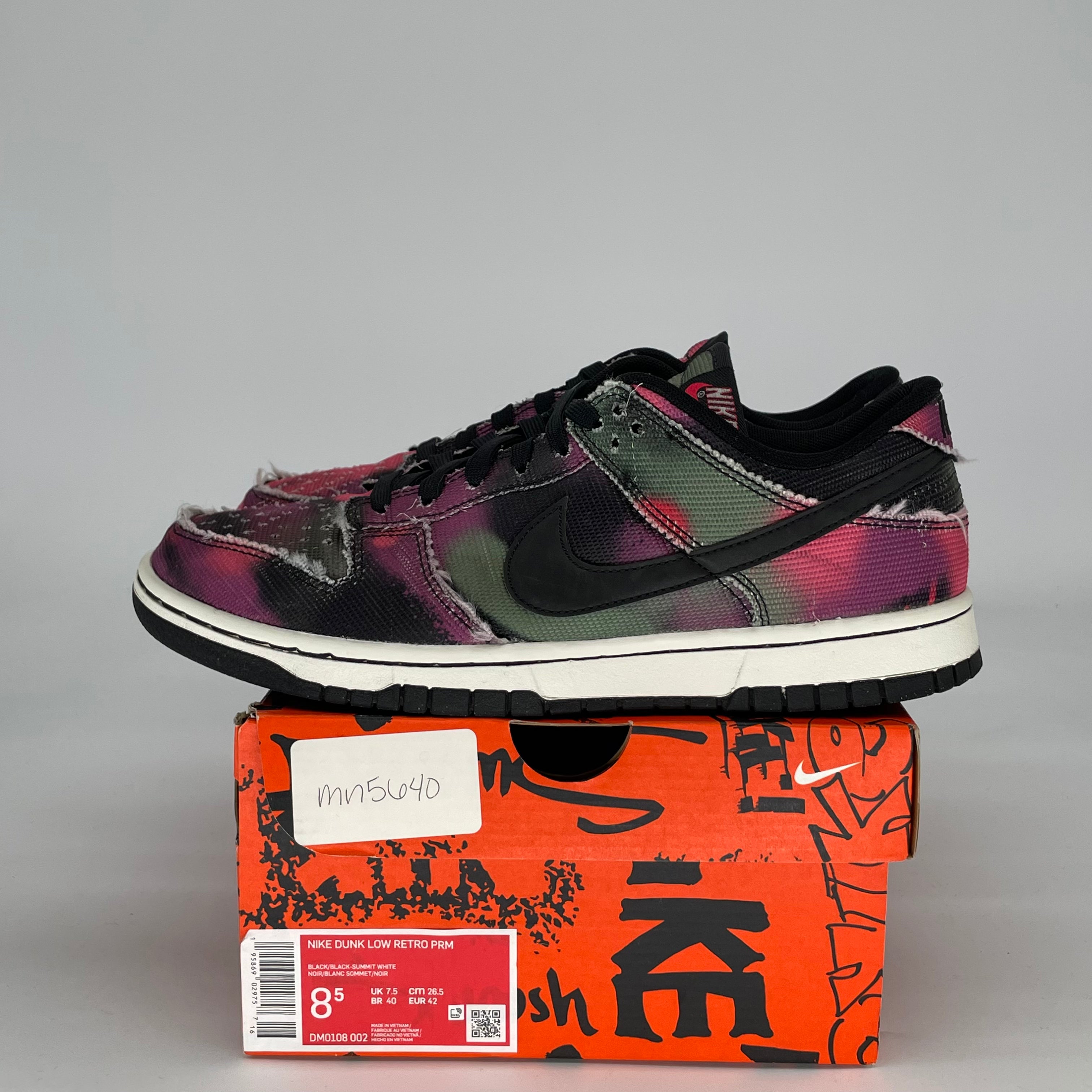 NIKE DUNK LOW GRAFFITI PINK DM0108-002 SIZE 8.5/10W