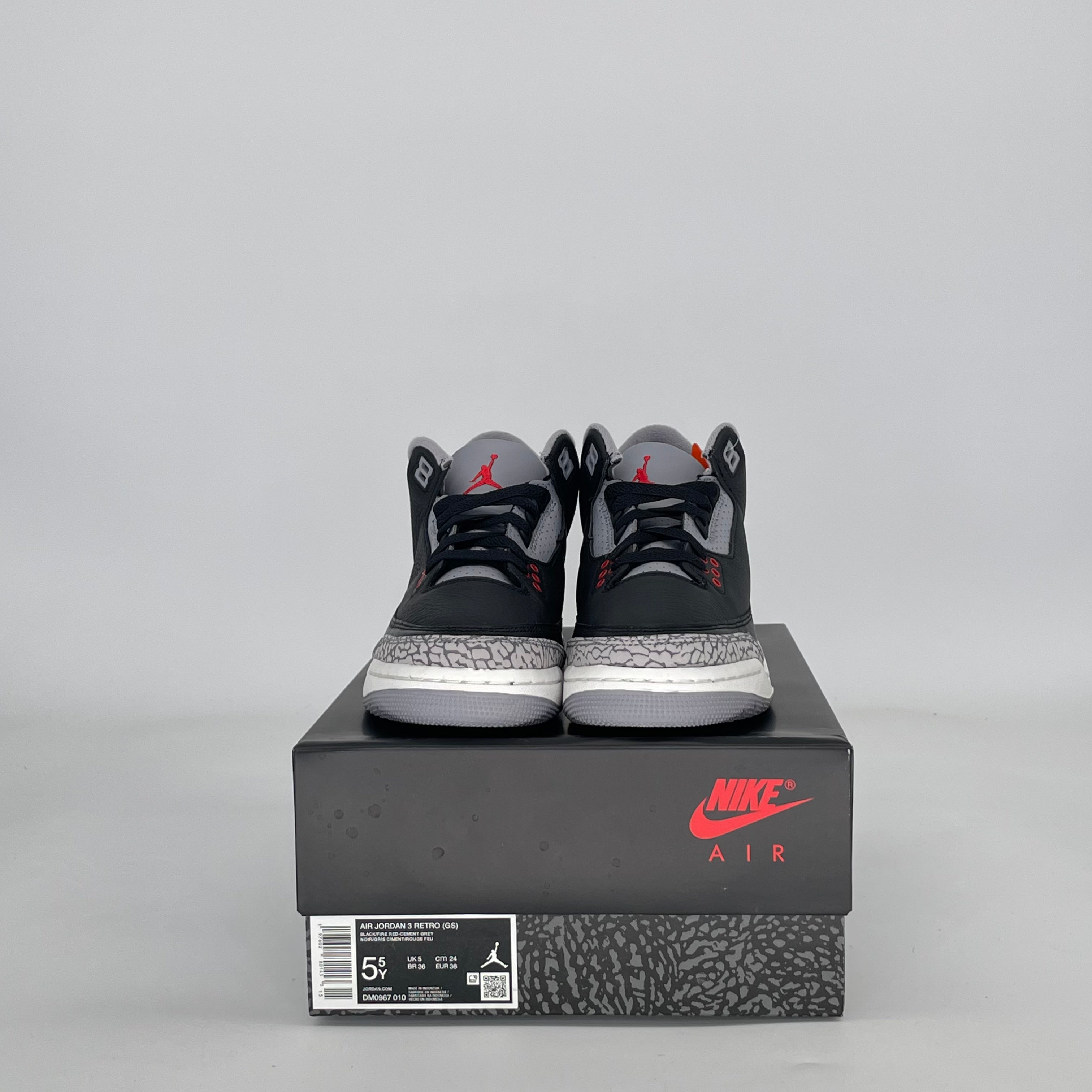 AIR JORDAN 3 BLACK CEMENT (2024) DM0967-010 SIZE 5.5/7W GS