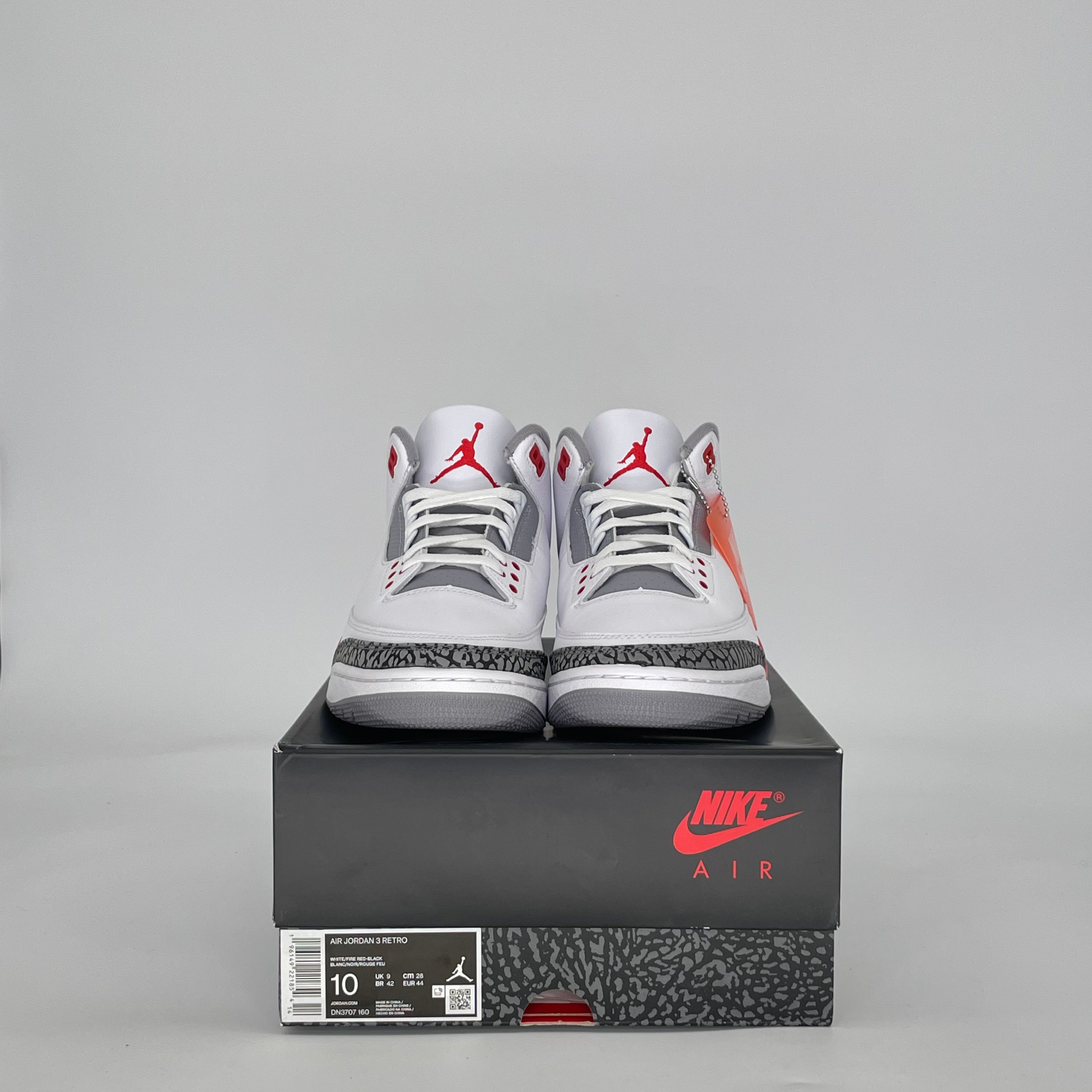 AIR JORDAN 3 FIRE RED (2022) DN3707-160 SIZE 10/11.5W