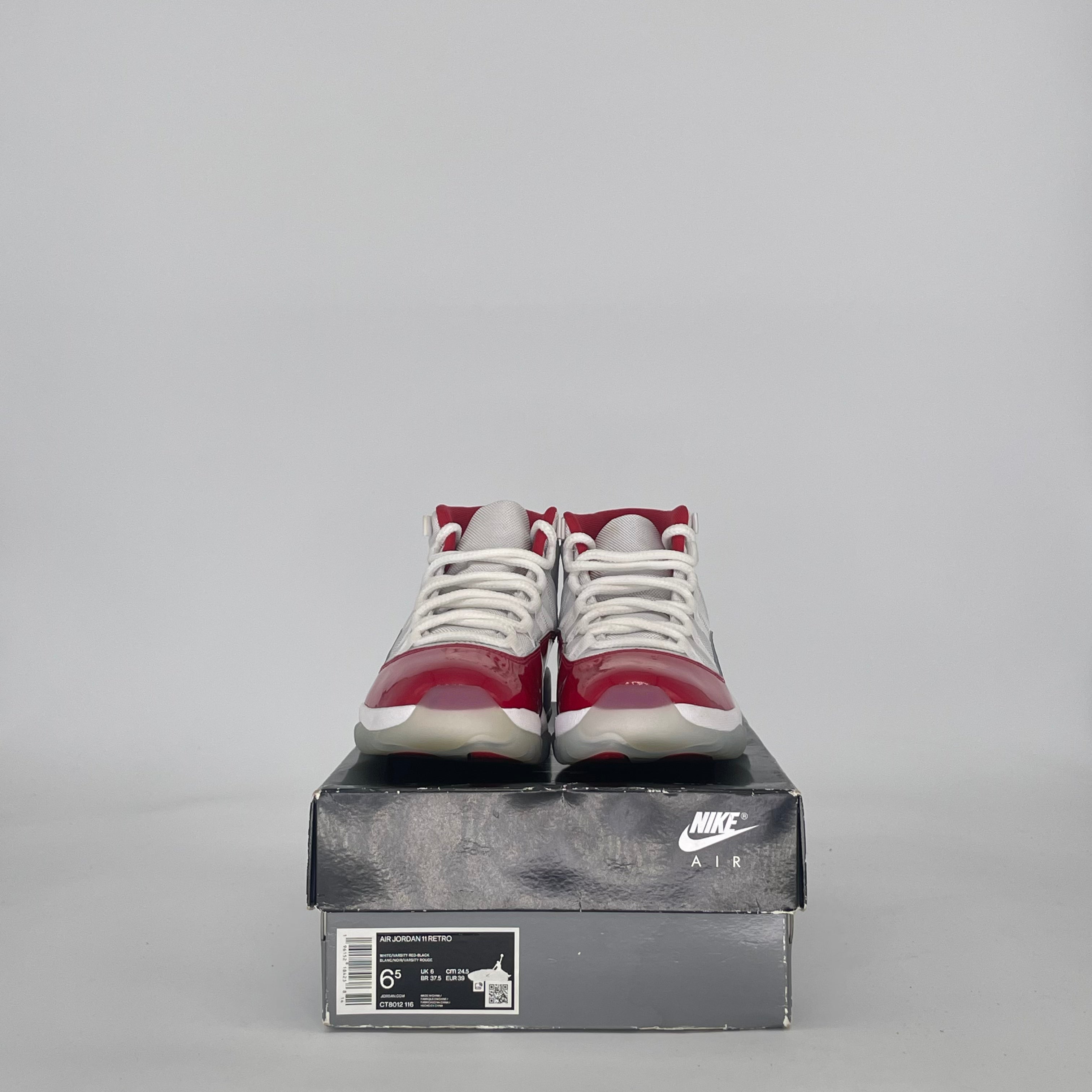 AIR JORDAN 11 CHERRY CT8012-116 SIZE 6.5/8W GS