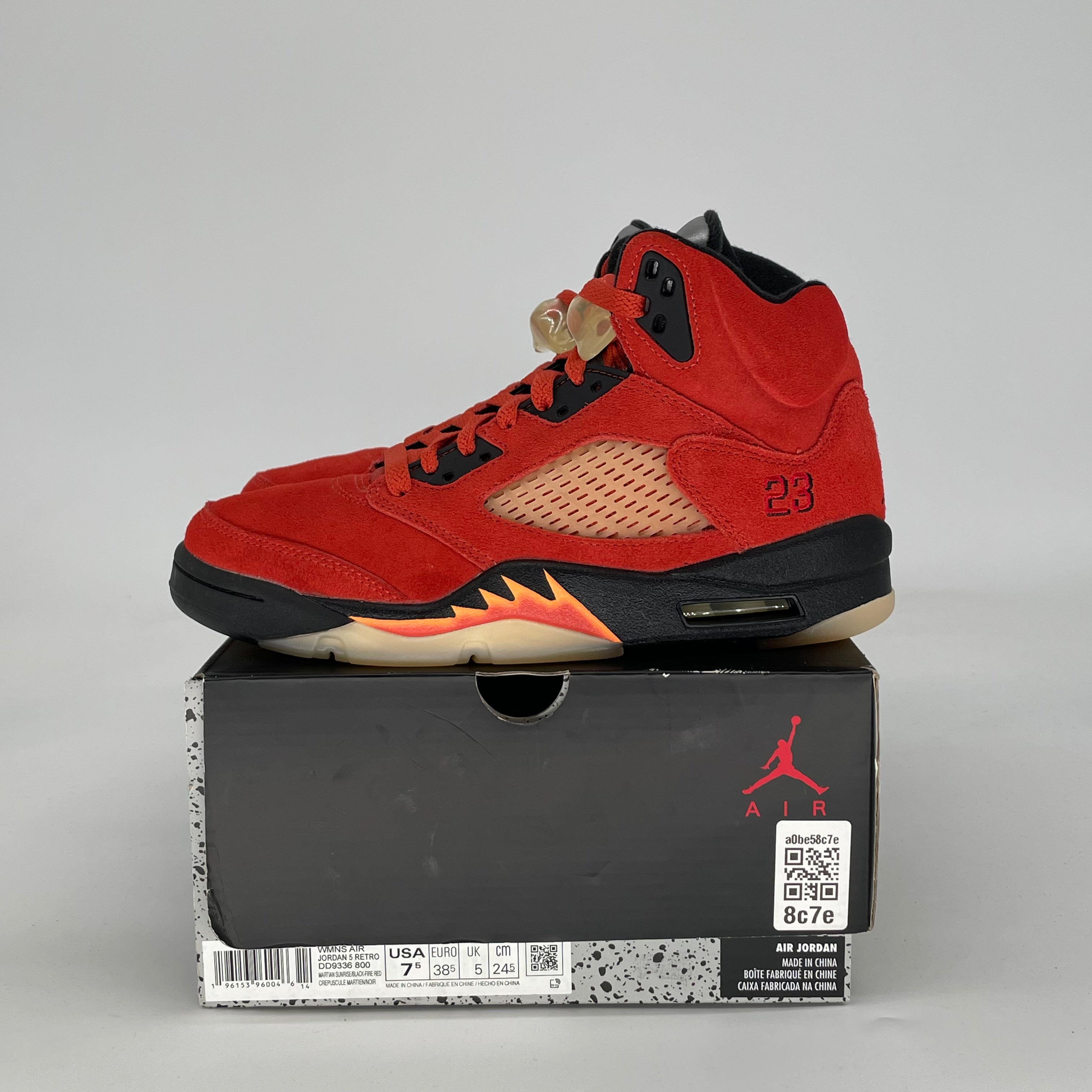 AIR JORDAN 5 DUNK ON MARS W DD9336-800 SIZE 6/7.5W