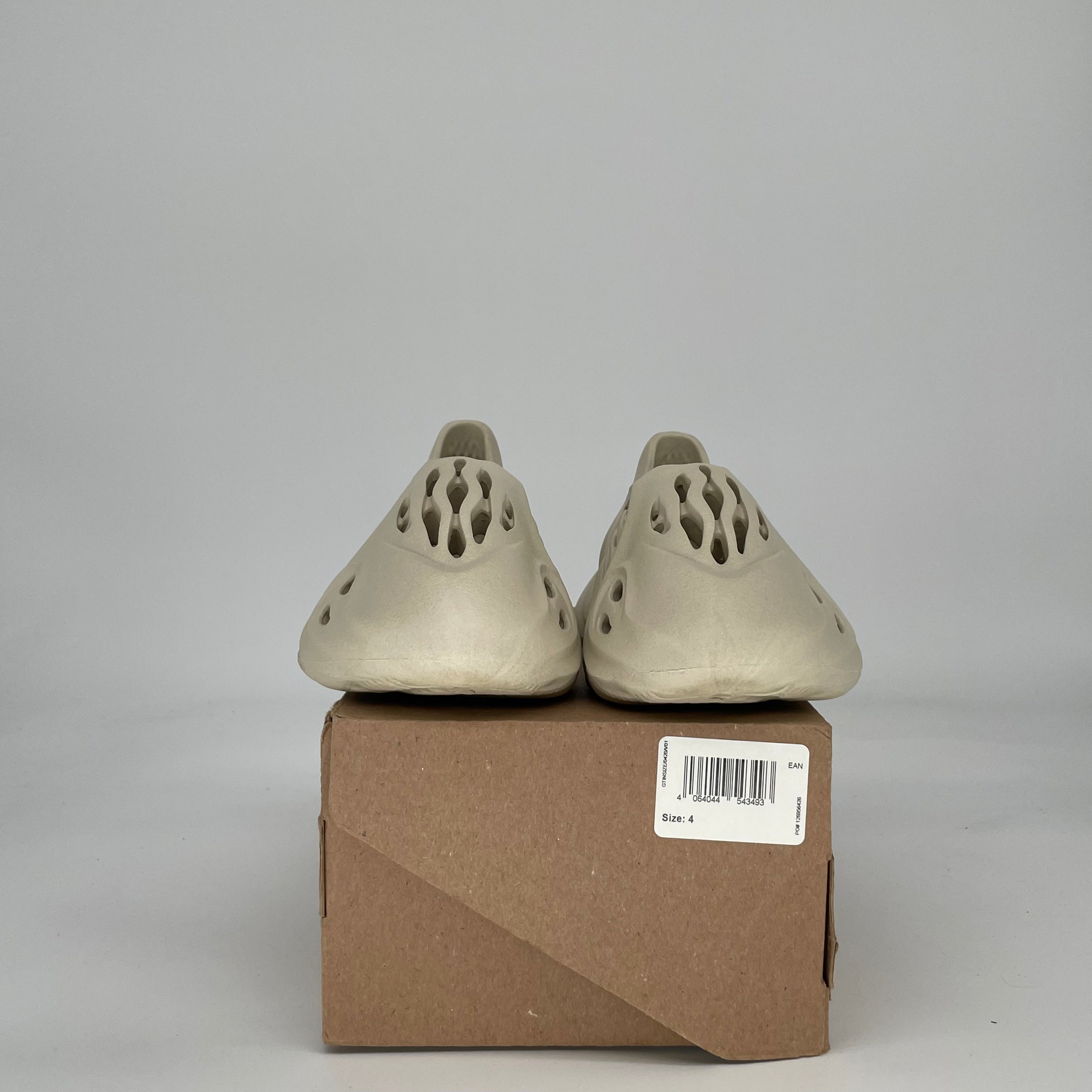 ADIDAS YEEZY FOAM RNNR SAND FY4567 SIZE 4/5.5W