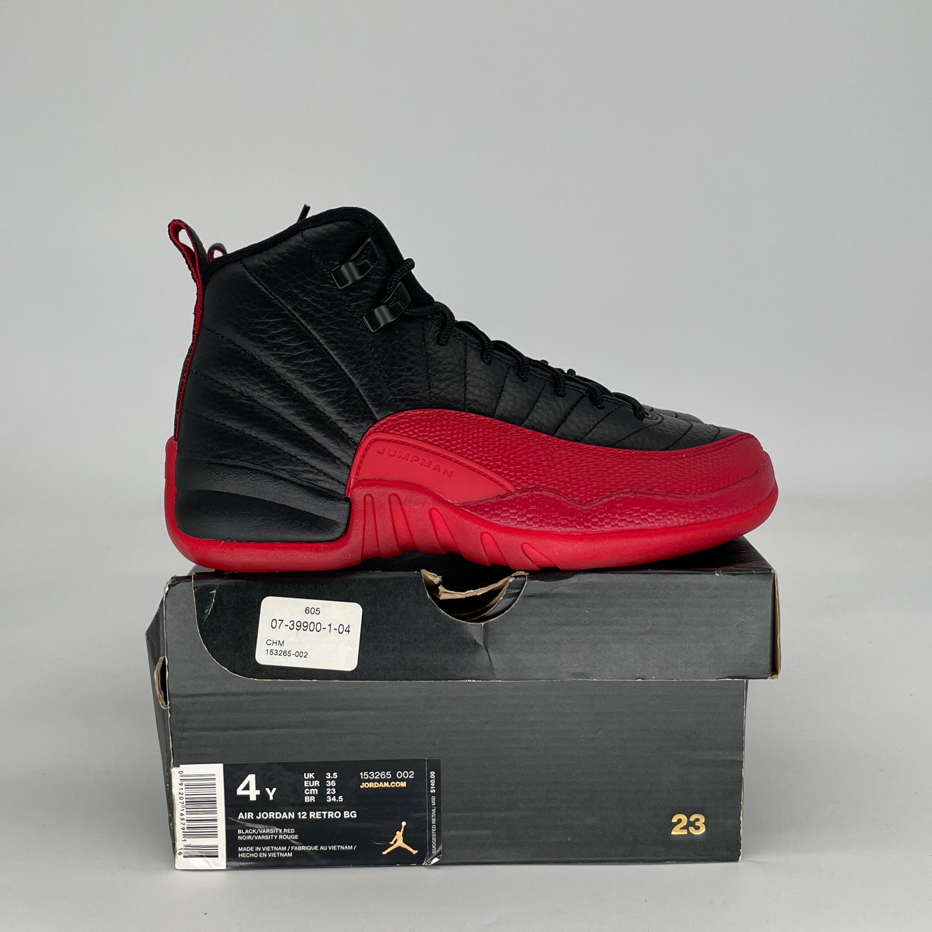 AIR JORDAN 12 FLU GAME 153265-002 SIZE 4/5.5W