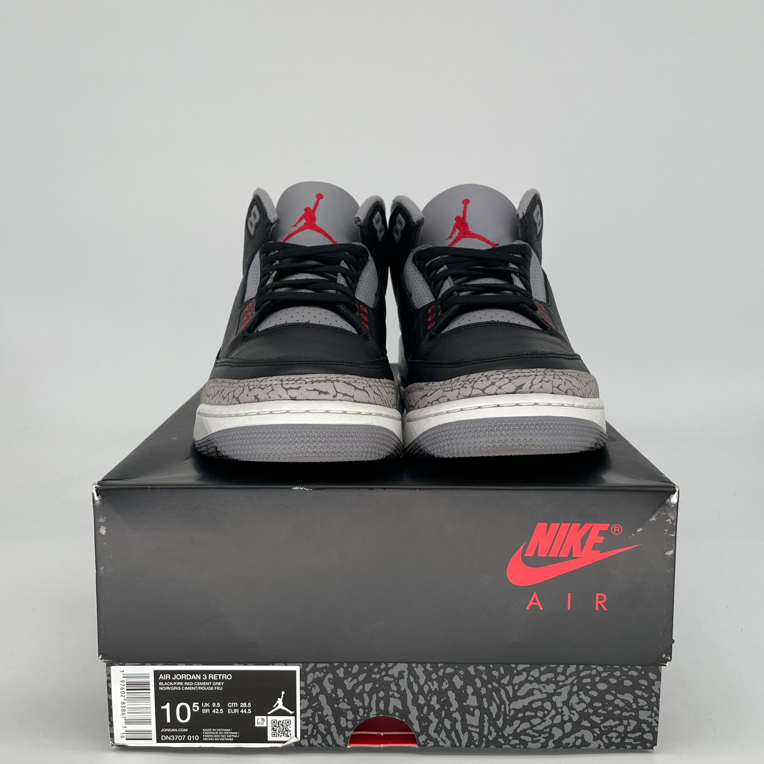 AIR JORDAN 3 BLACK CEMENT DN3707-010 SIZE 10.5/12W