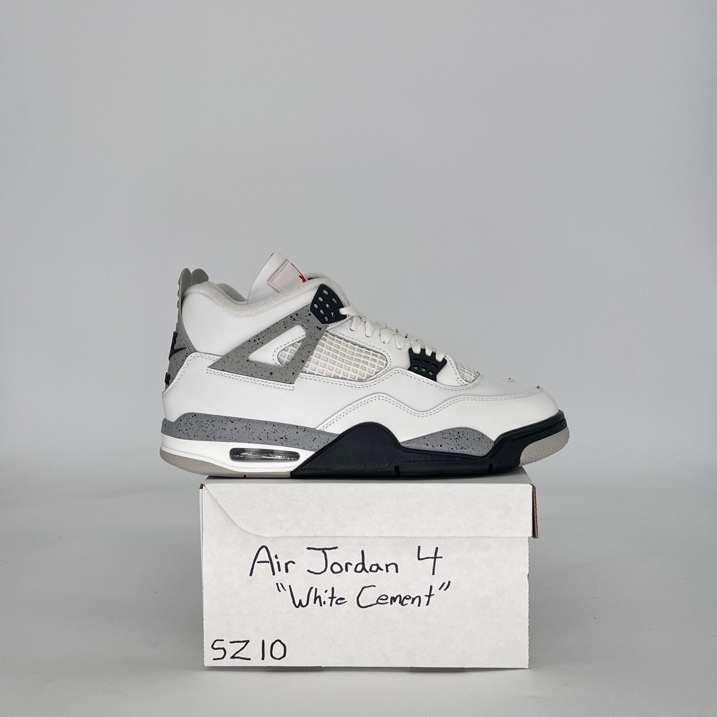 AIR JORDAN 4 WHITE CEMENT FV5029-100 SIZE 10/11.5W