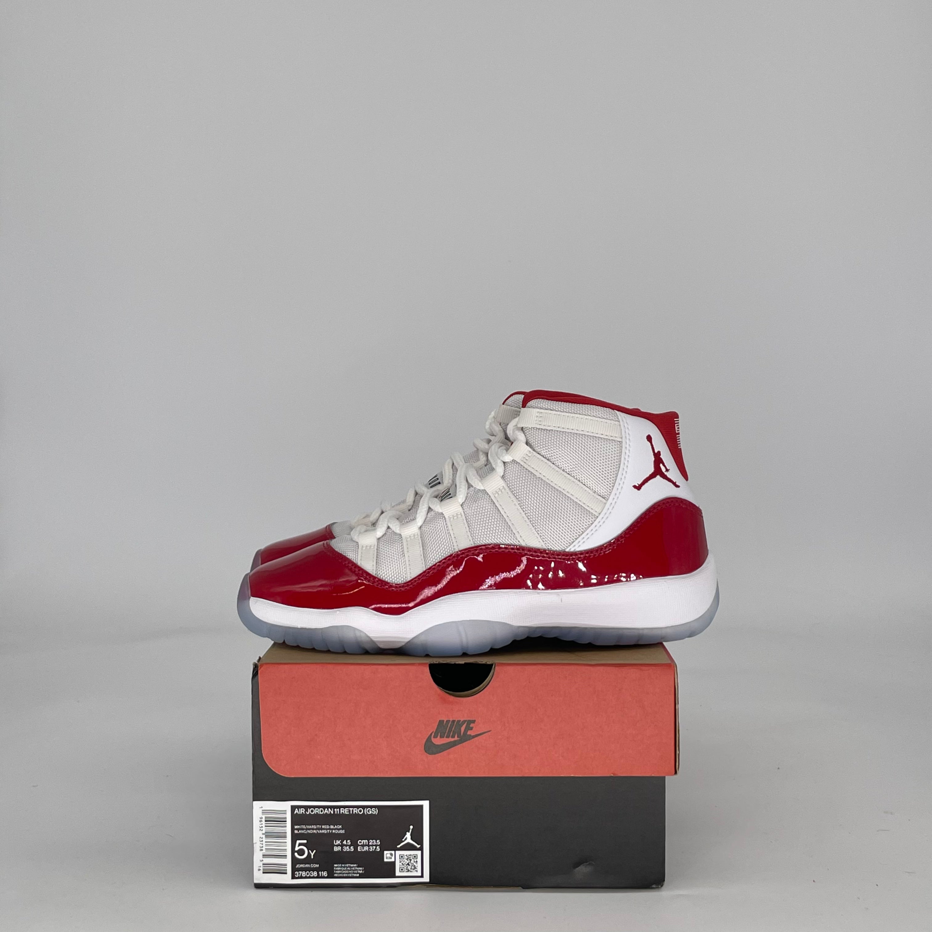 AIR JORDAN 11 CHERRY (2022) 378038-116 SIZE 5/6.5W GS