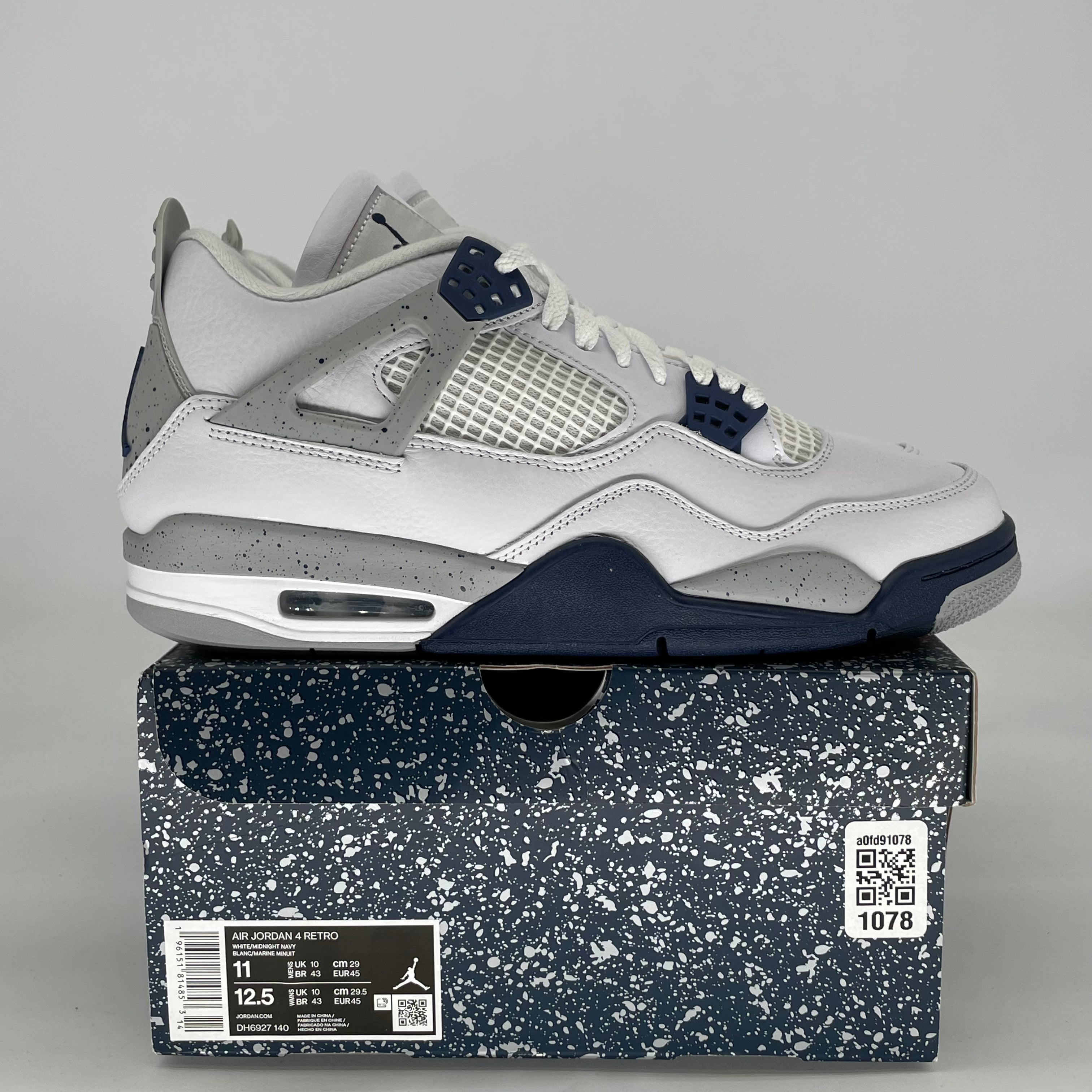 AIR JORDAN 4 MIDNIGHT NAVY DH6927-140 SIZE 11/12.5W
