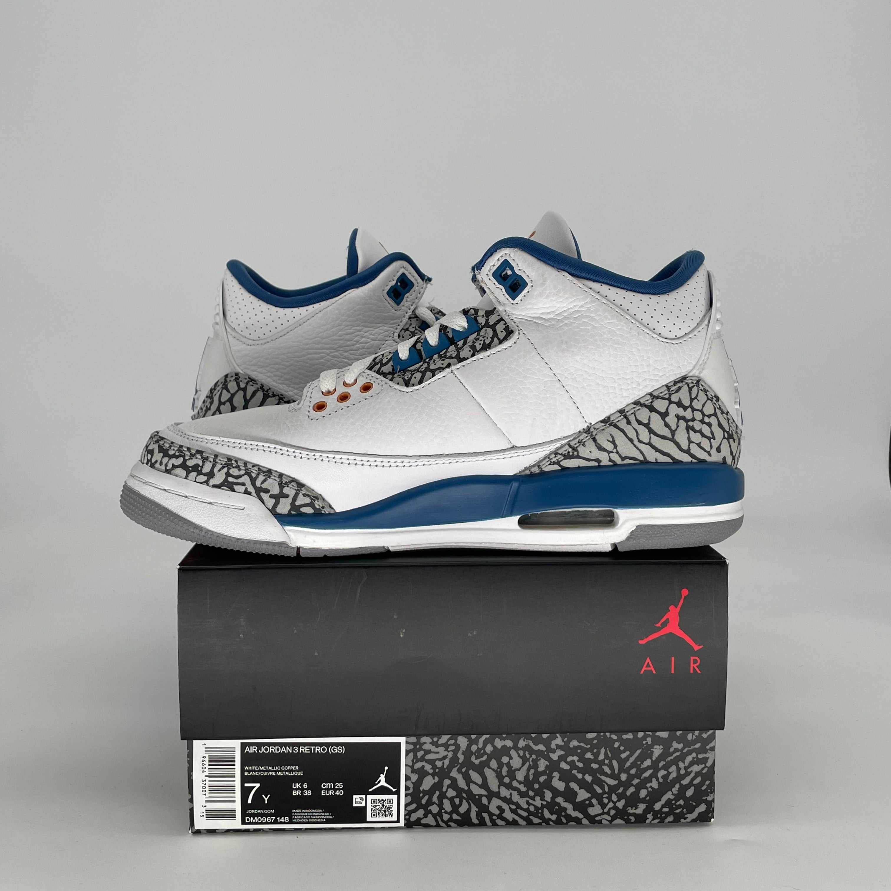 AIR JORDAN 3 WIZARDS DM0967-148 SIZE 7/8.5W