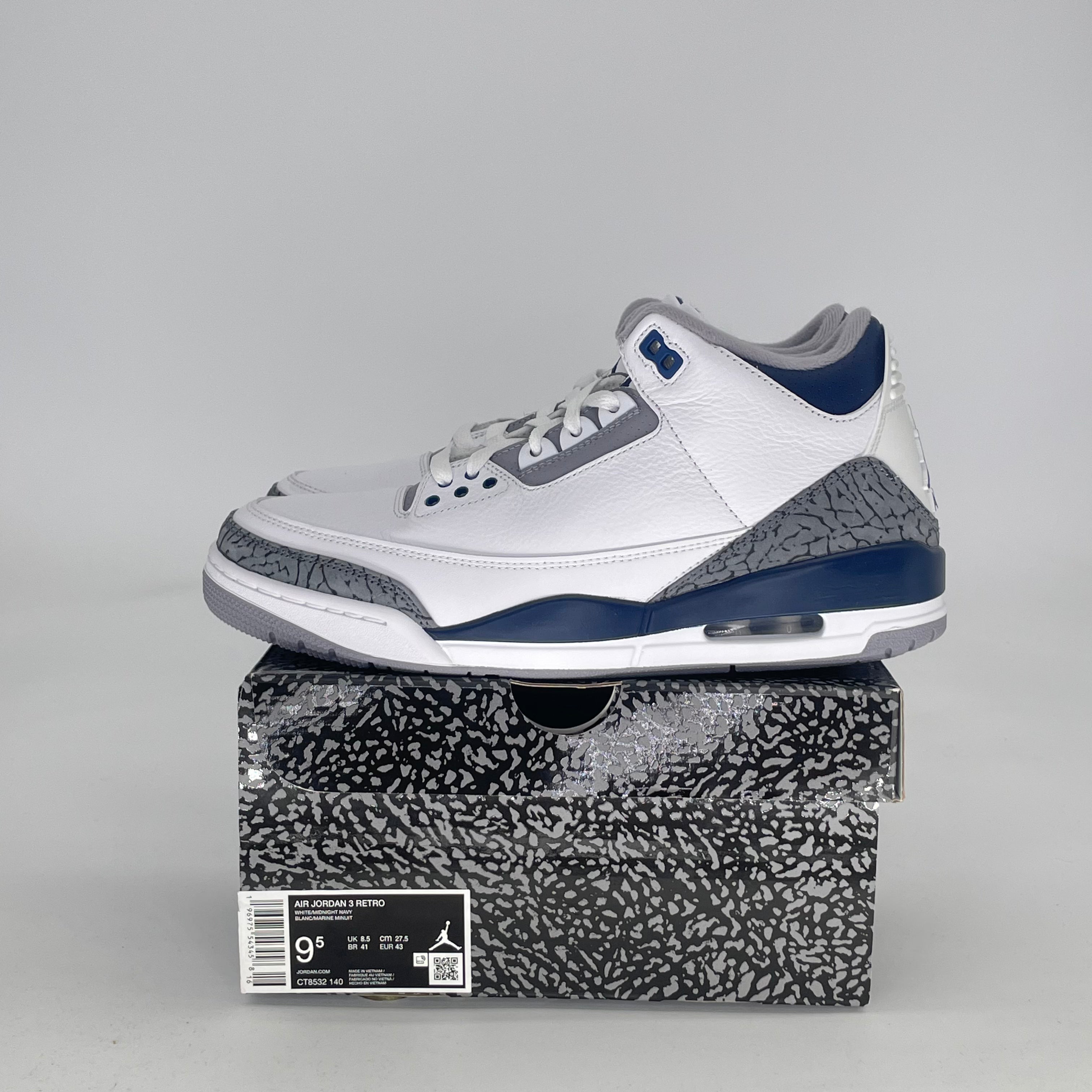 AIR JORDAN 3 MIDNIGHT NAVY CT8532-140 SIZE 9.5/11W