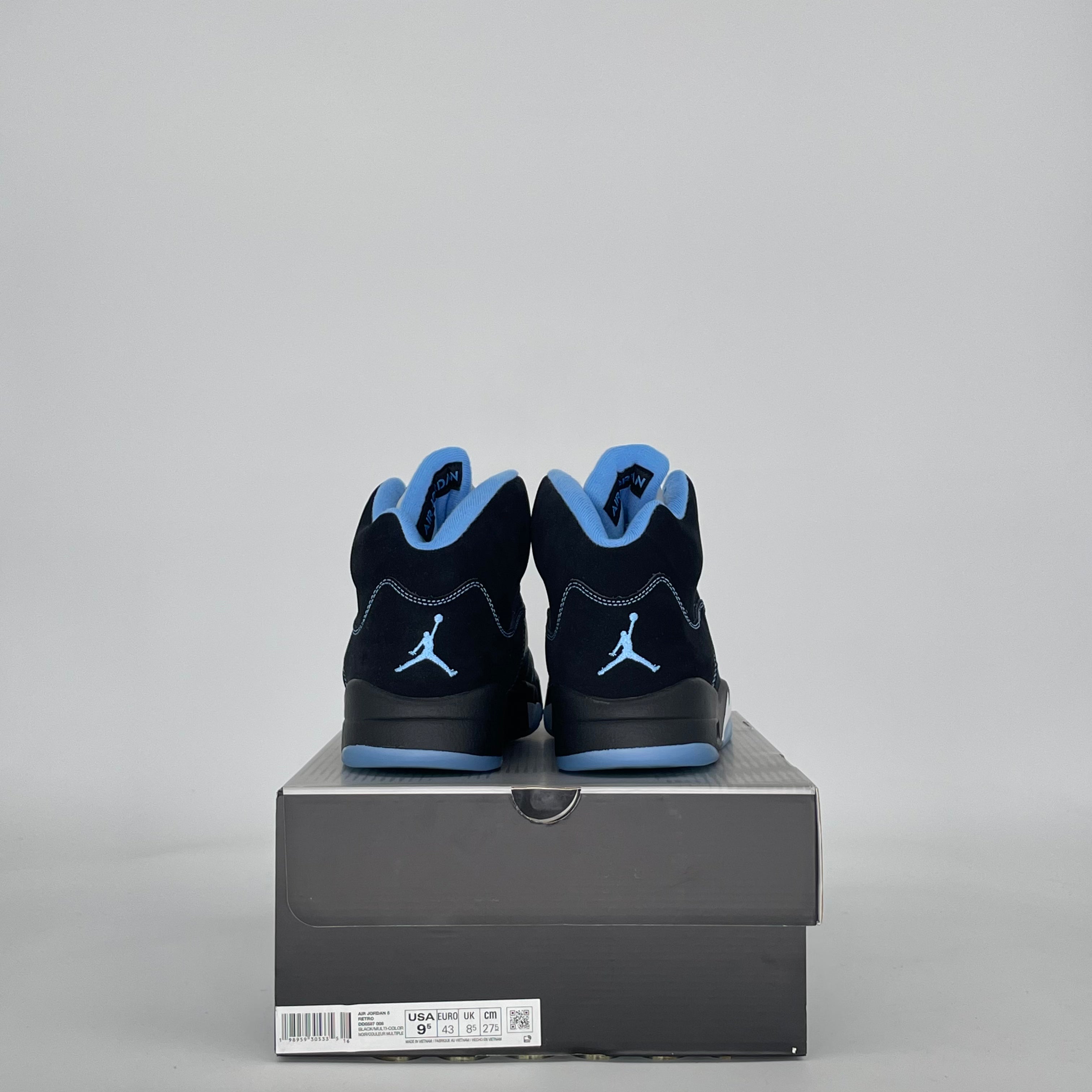 AIR JORDAN 5 BLACK UNIVERSITY BLUE DD0587-008 SIZE 9.5/11W