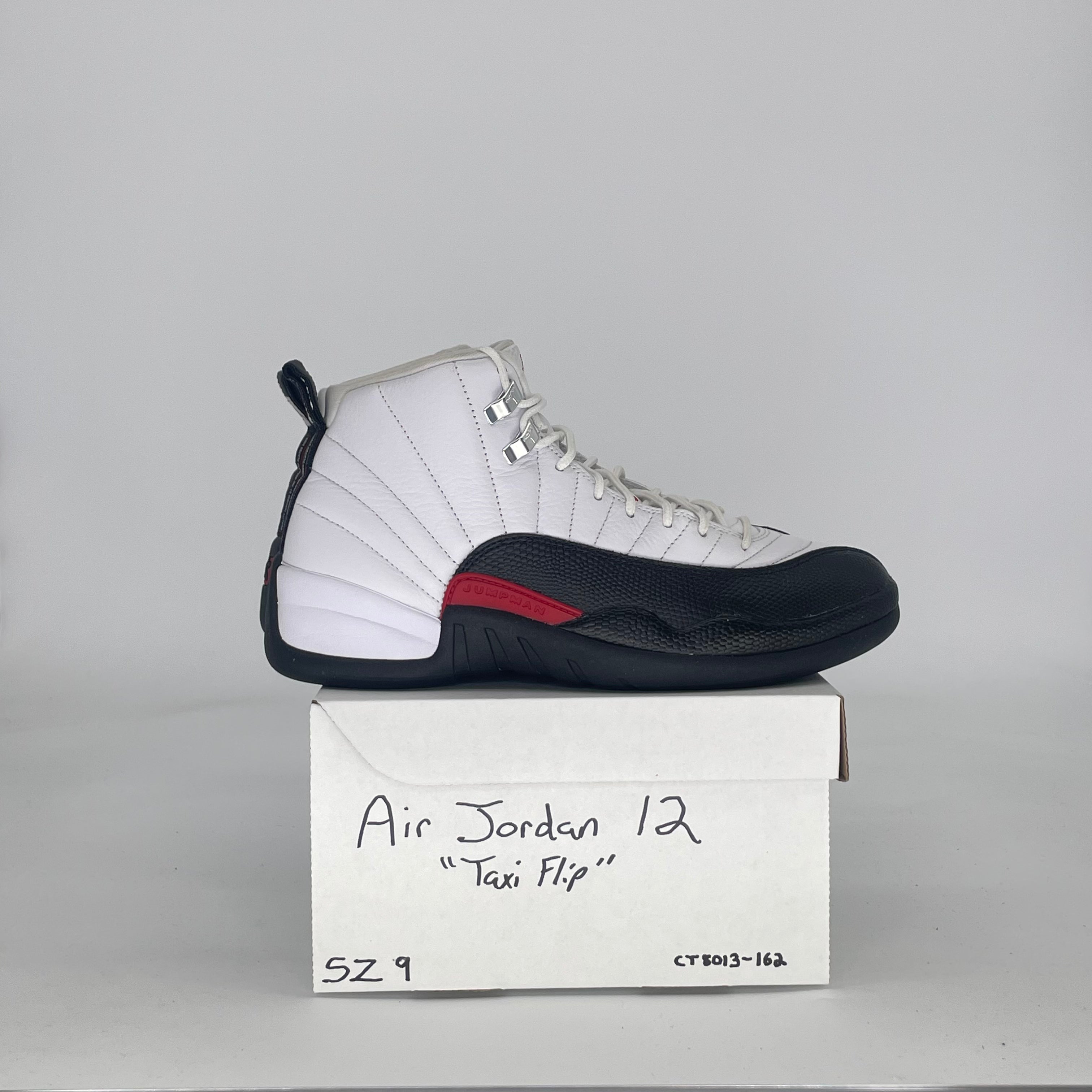 AIR JORDAN 12 TAXI FLIP CT8013-162 SIZE 9/10.5W