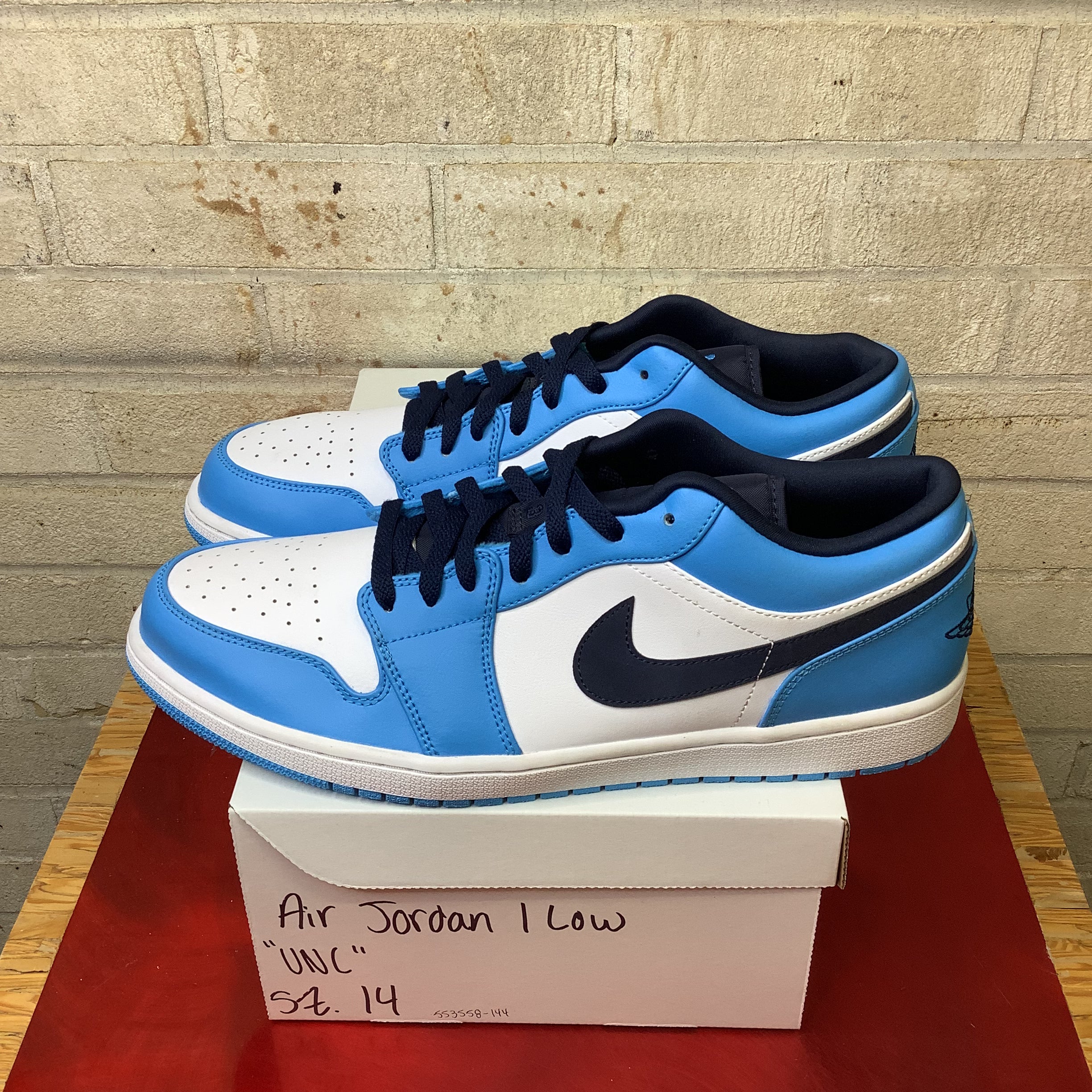 AIR JORDAN 1 LOW UNC SIZE 14 553558-144