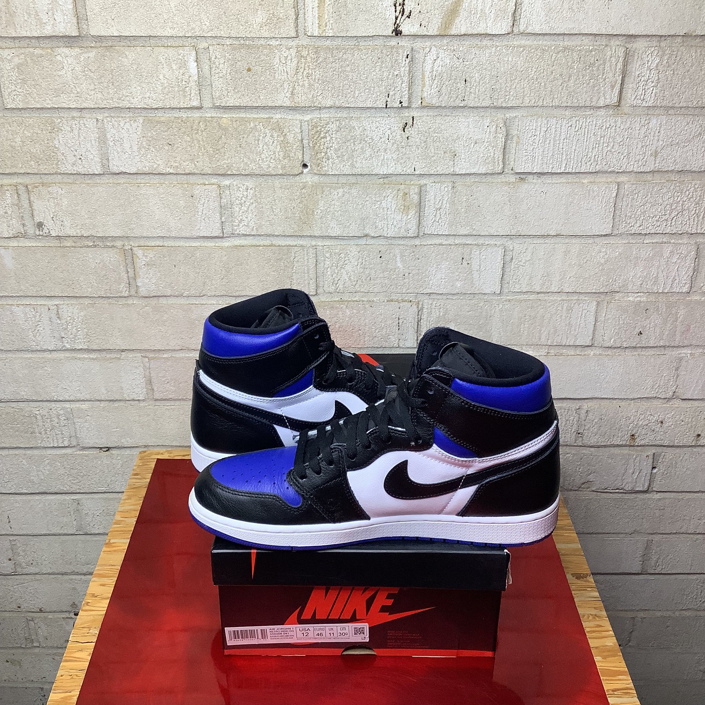 AIR JORDAN 1 ROYAL TOE SIZE 12/13.5W 555088-041