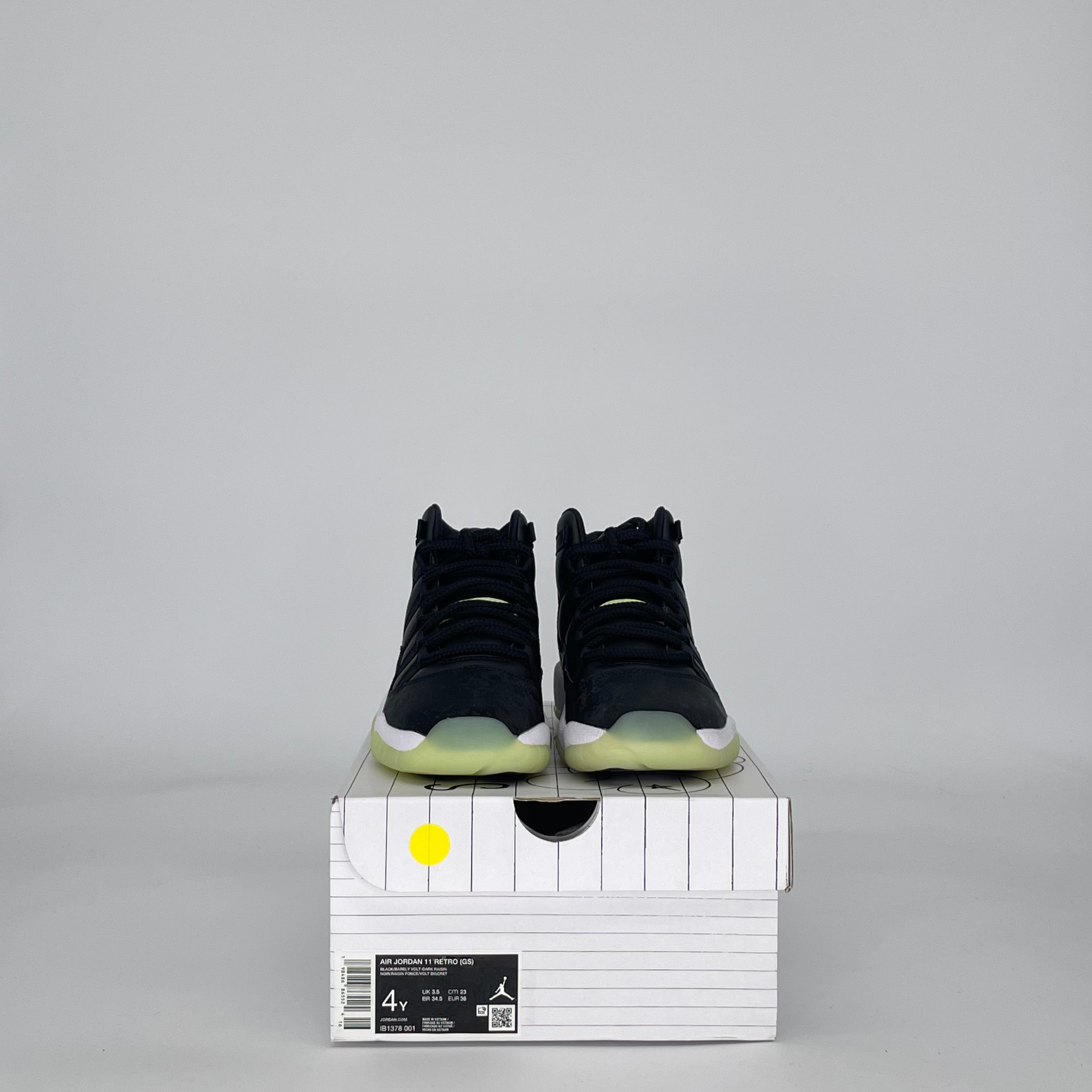 AIR JORDAN 11 BLACK BARELY VOLT IB1378-001 SIZE 4/5.5W GS