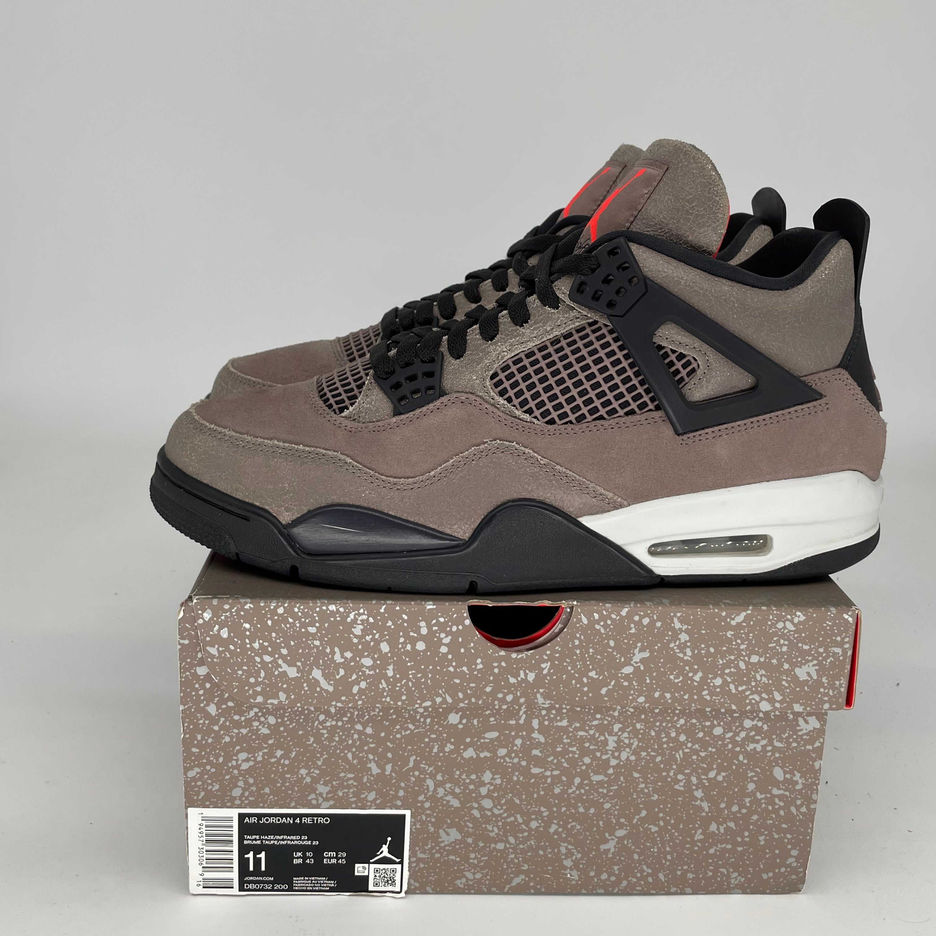 AIR JORDAN 4 TAUPE HAZE SIZE 11 DB0732-200