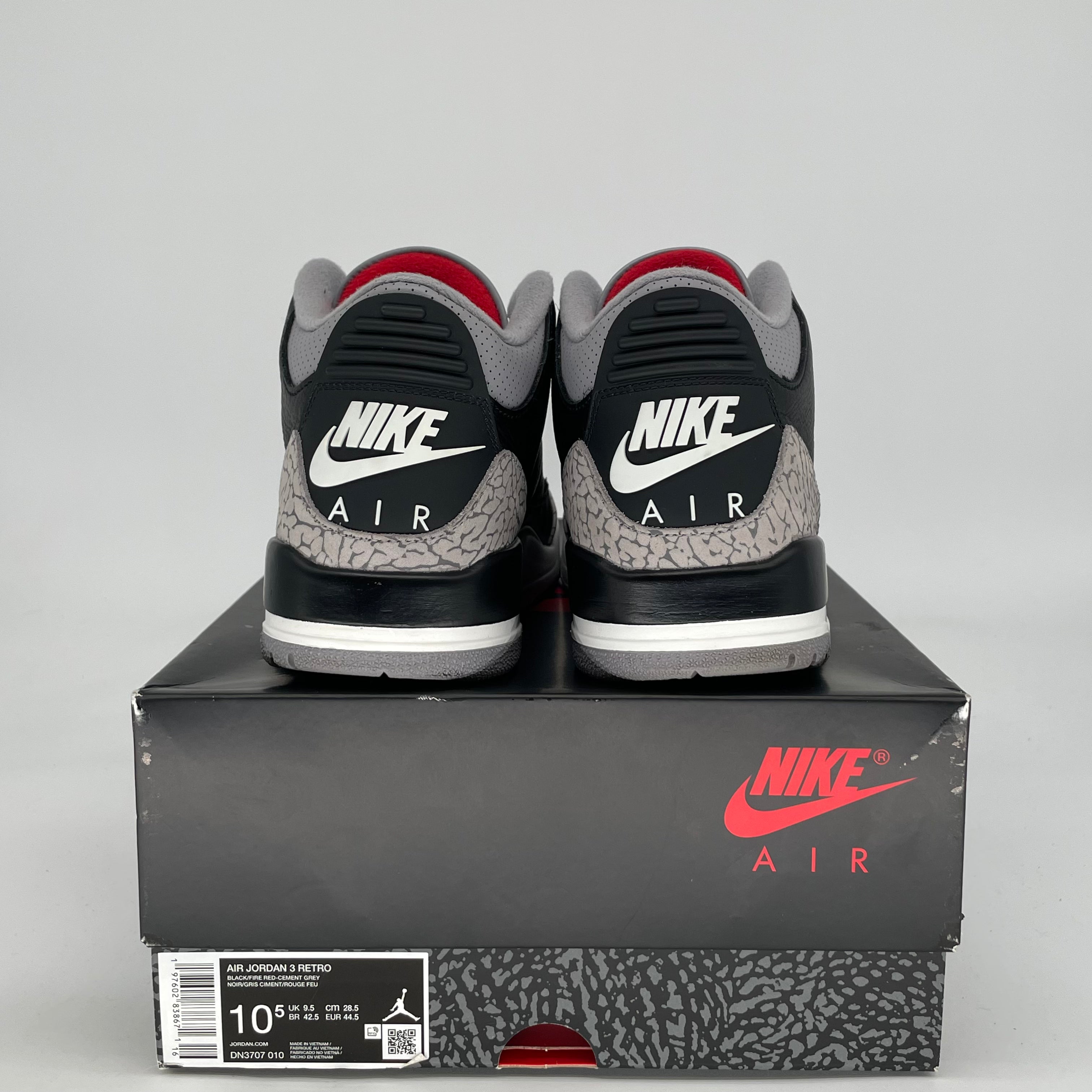 AIR JORDAN 3 BLACK CEMENT DN3707-010 SIZE 10.5/12W