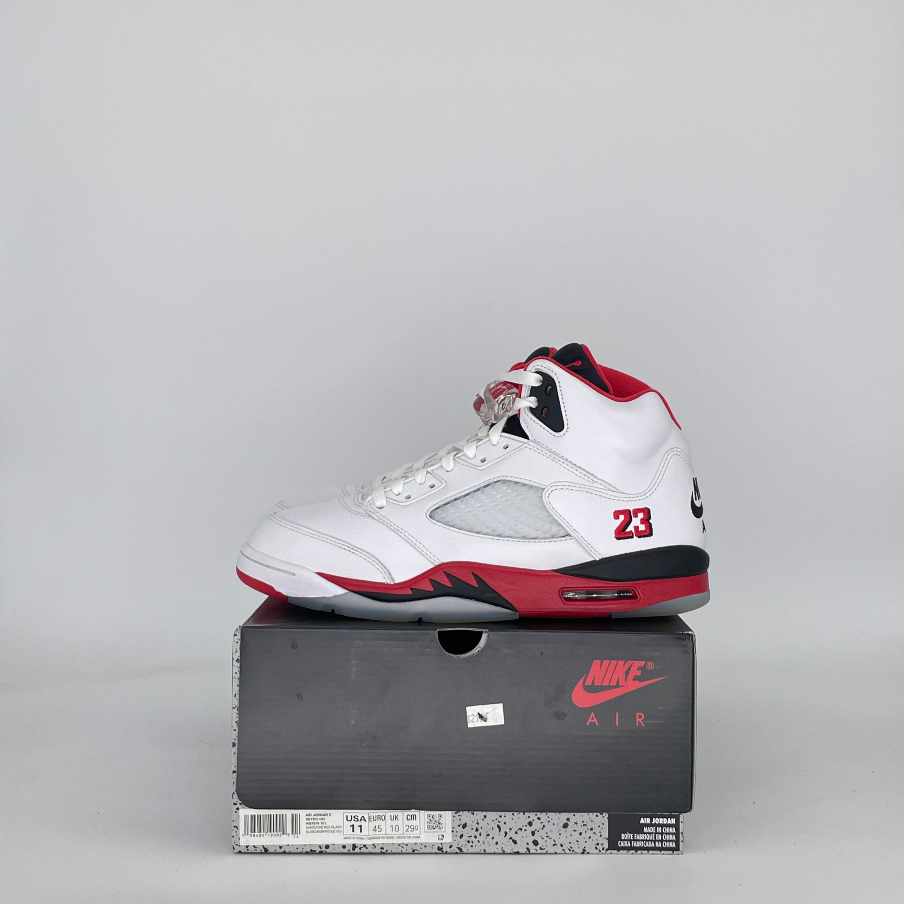 AIR JORDAN 5 FIRE RED BLACK TONGUE HQ7978-101 SIZE 11/12.5W