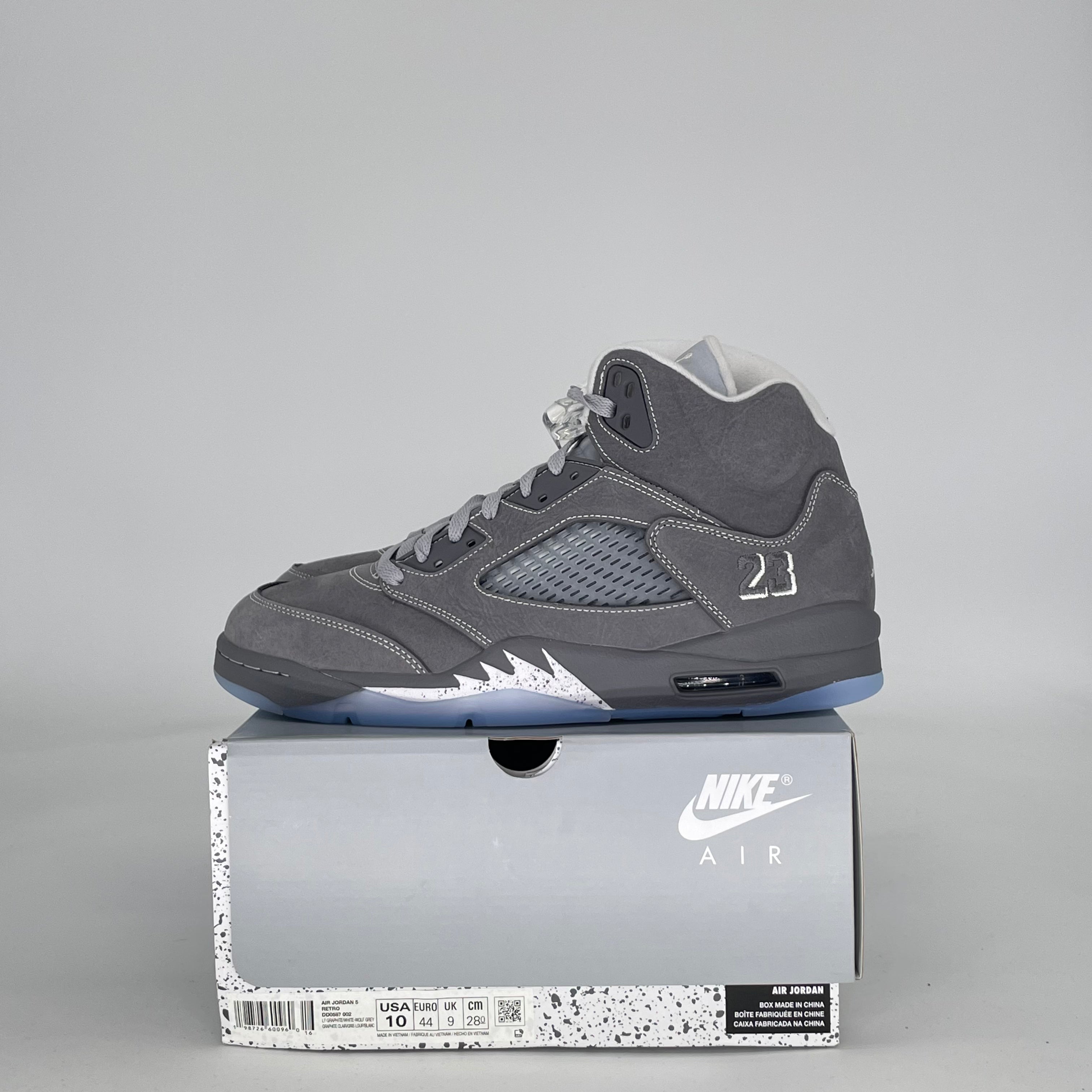 AIR JORDAN 5 WOLF GREY DD0587-002 SIZE 10/11.5W