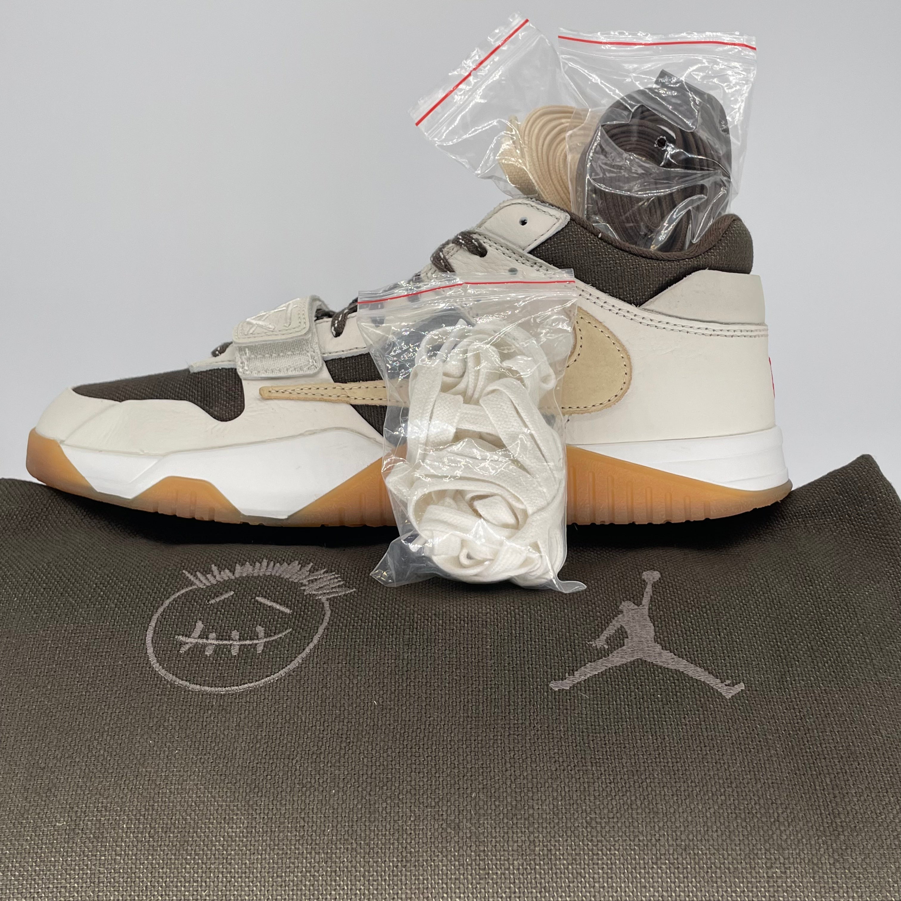 TRAVIS SCOTT X JORDAN JUMPMAN JACK TR SAIL FZ8117-100 SIZE 13/14.5W