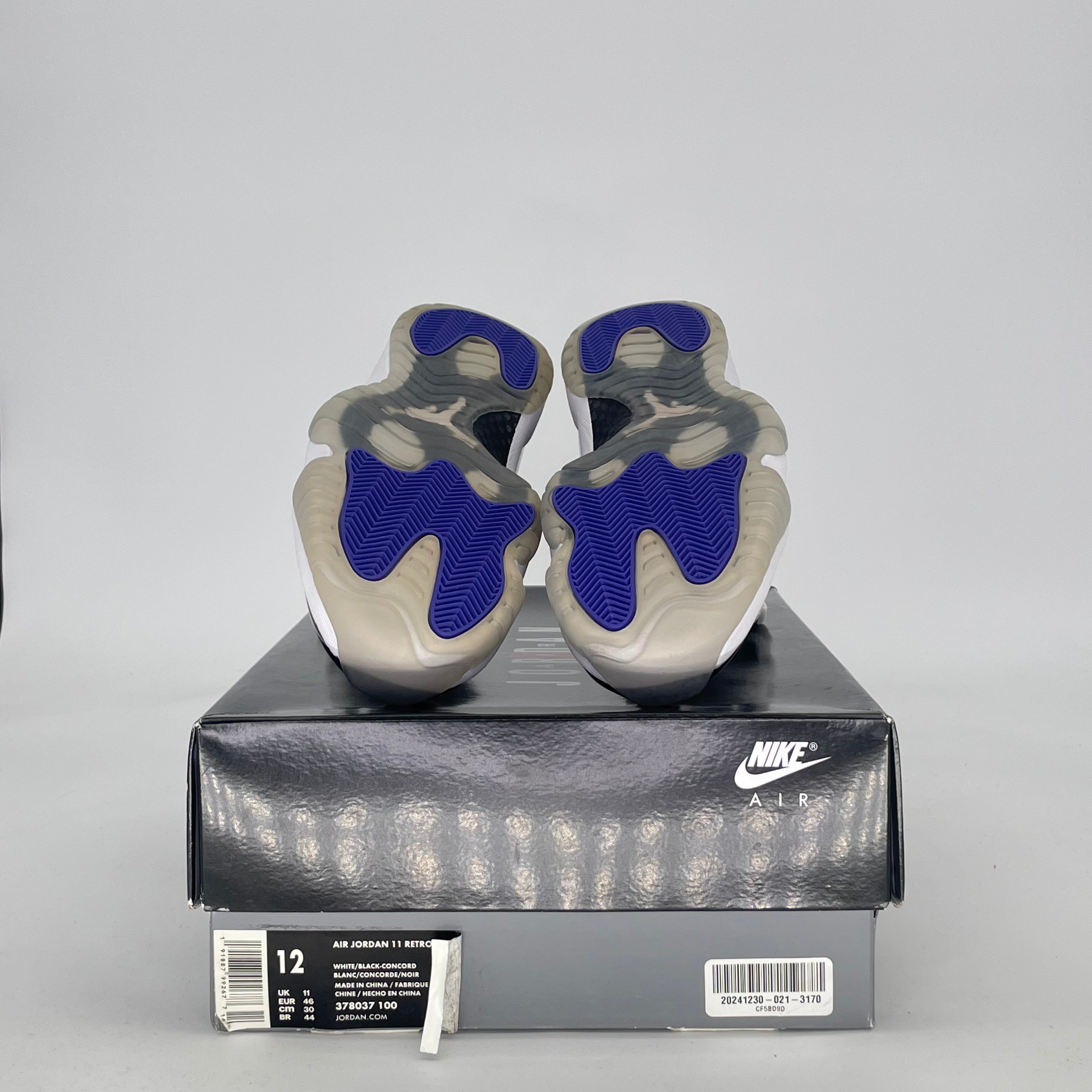 AIR JORDAN 11 CONCORD 378037-100 SIZE 12/13.5W