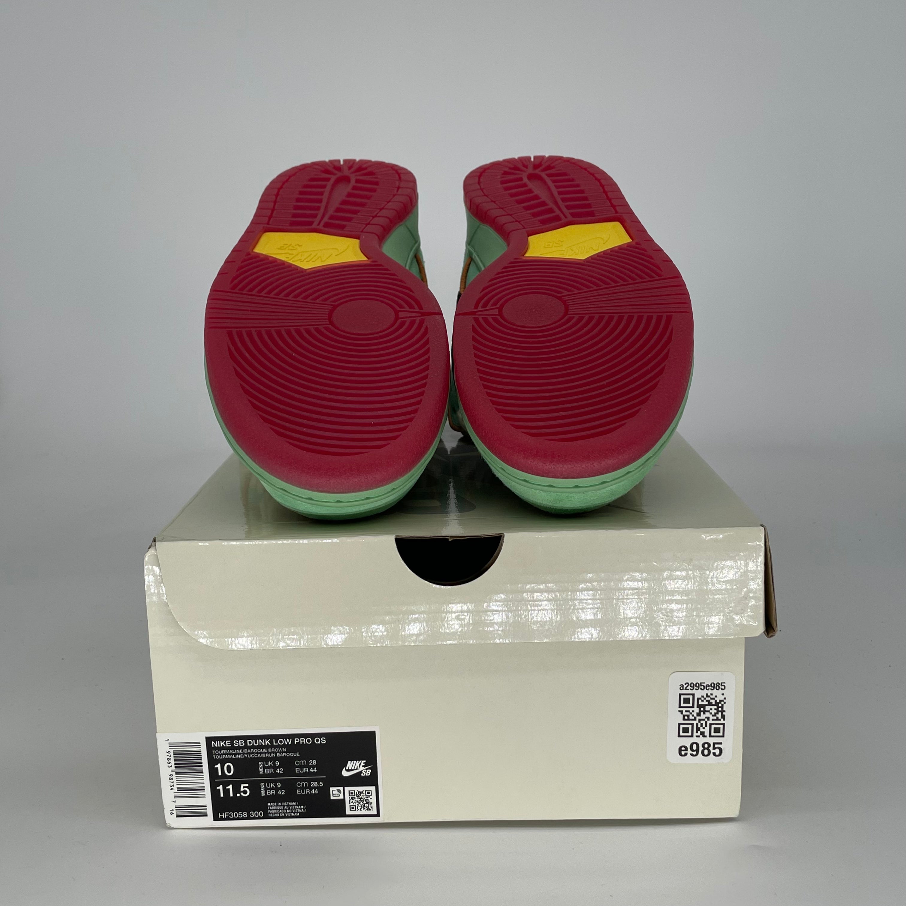 NIKE SB DUNK LOW RODEO TOURMALINE HF3058-300 SIZE 10/11.5W