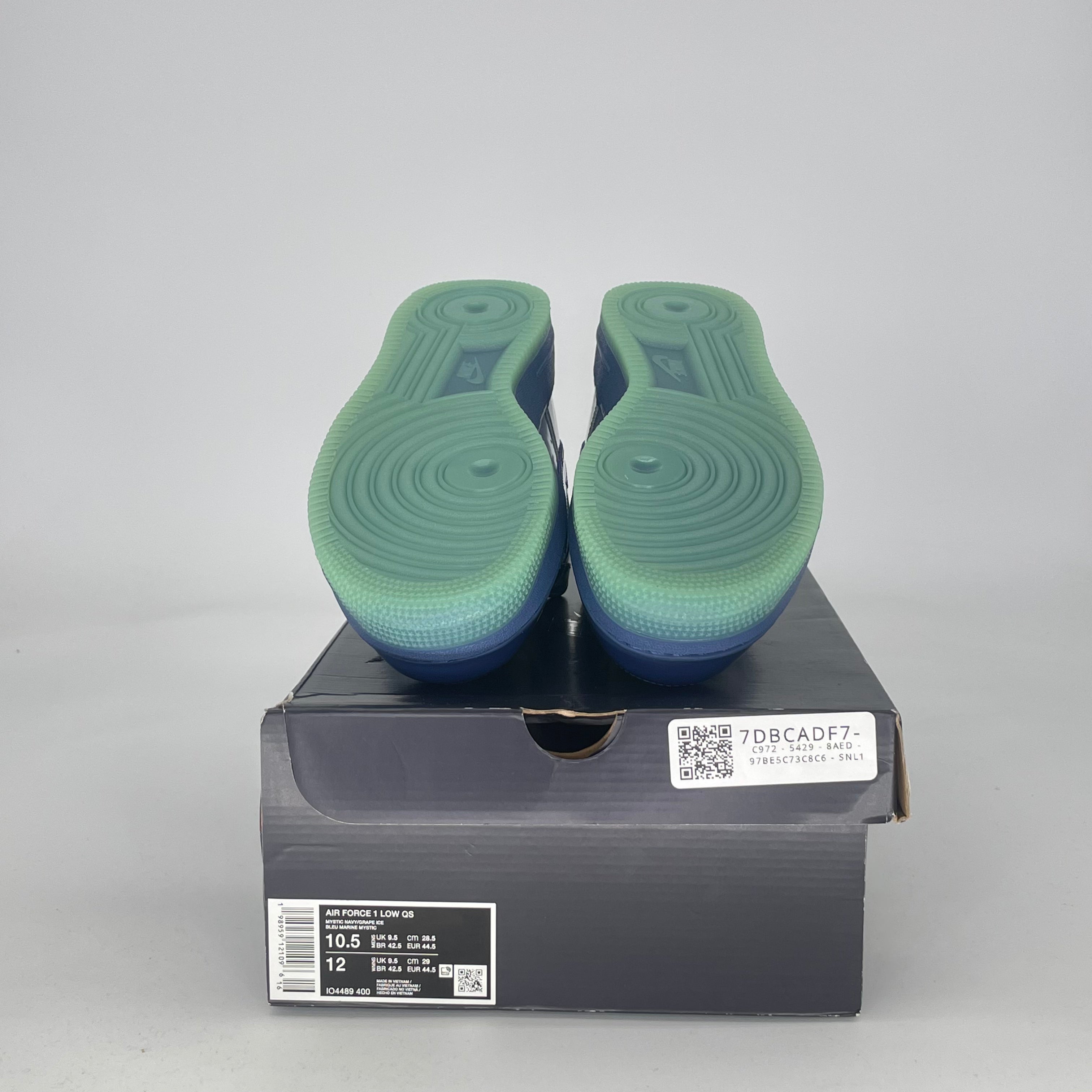 NIKE AIR FORCE 1 LOW PATENT LEATHER MYSTIC NAVY GRAPE ICE IO4489-400 SIZE 10.5/12W